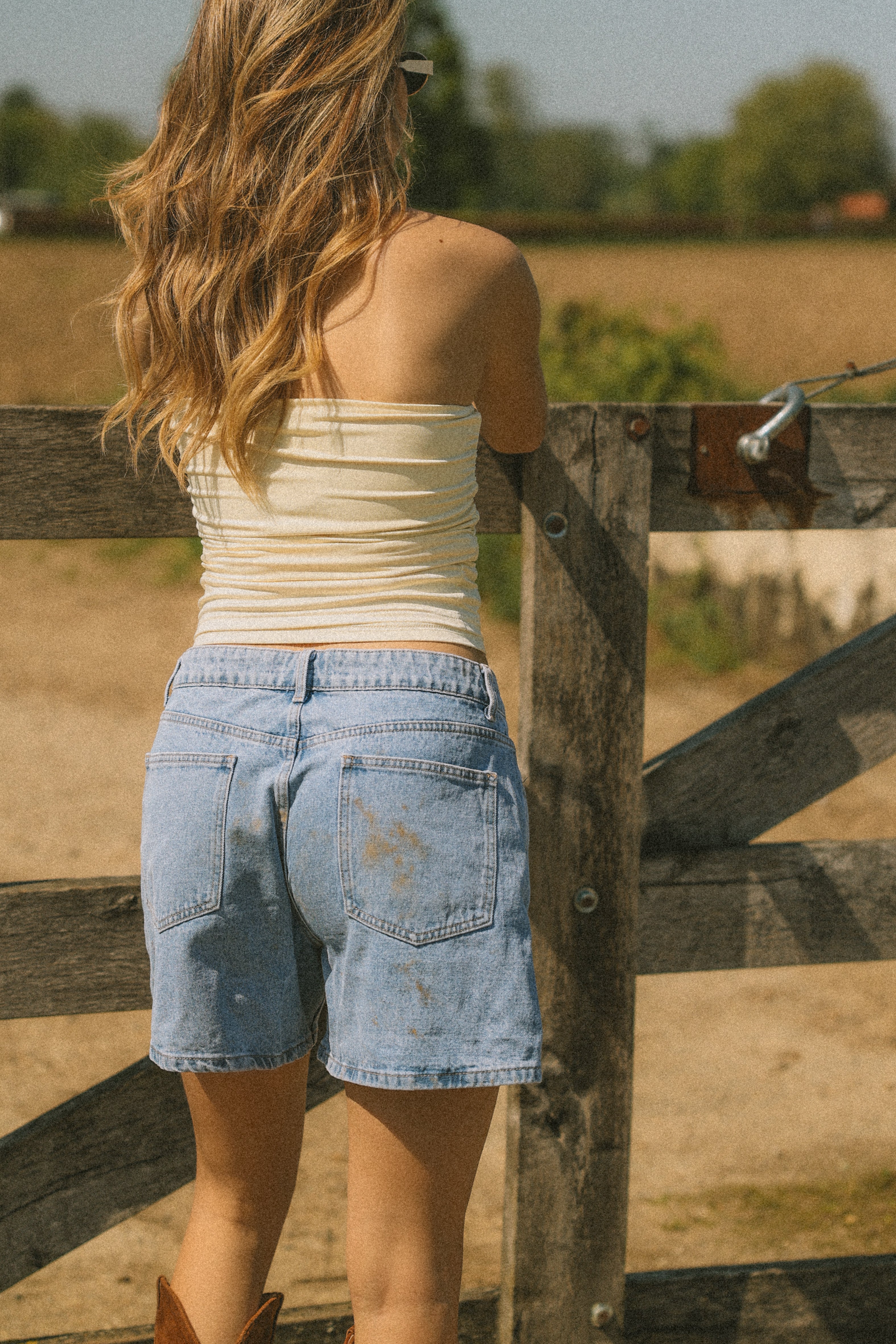 STRAPLESS ELISE TOP BUTTER YELLOW