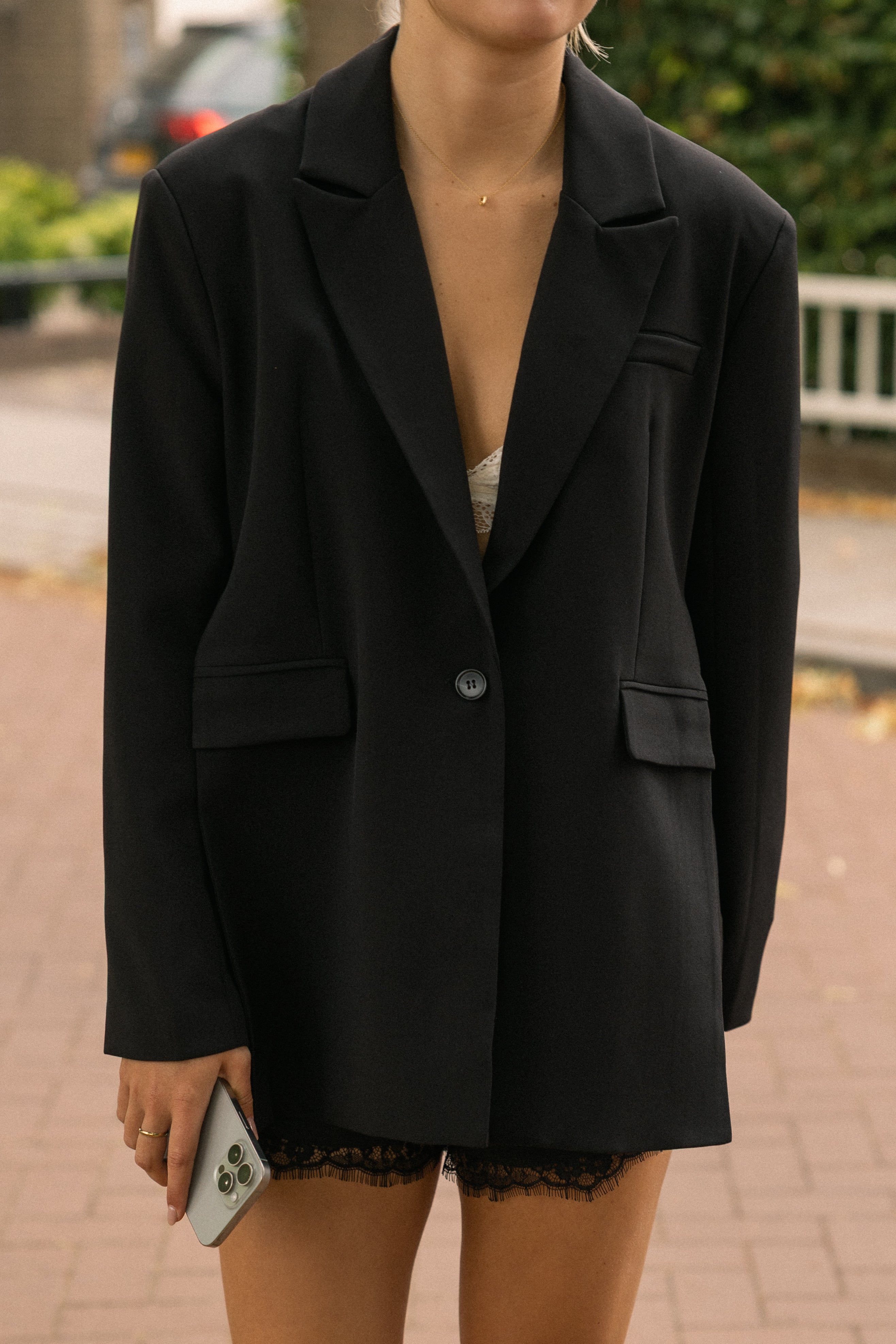 OVERSIZED CATH BLAZER BLACK