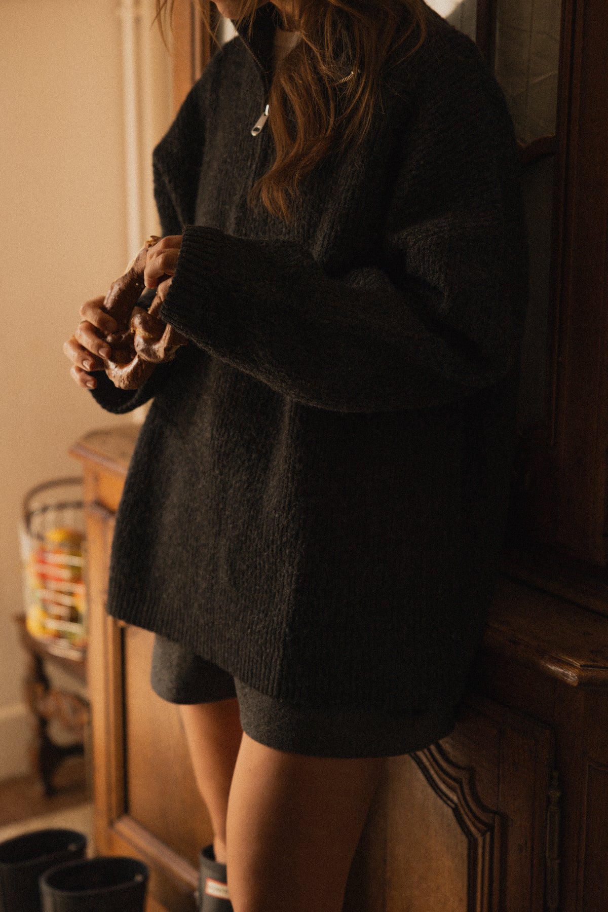 OVERSIZED ZIPPER ANTRACIET