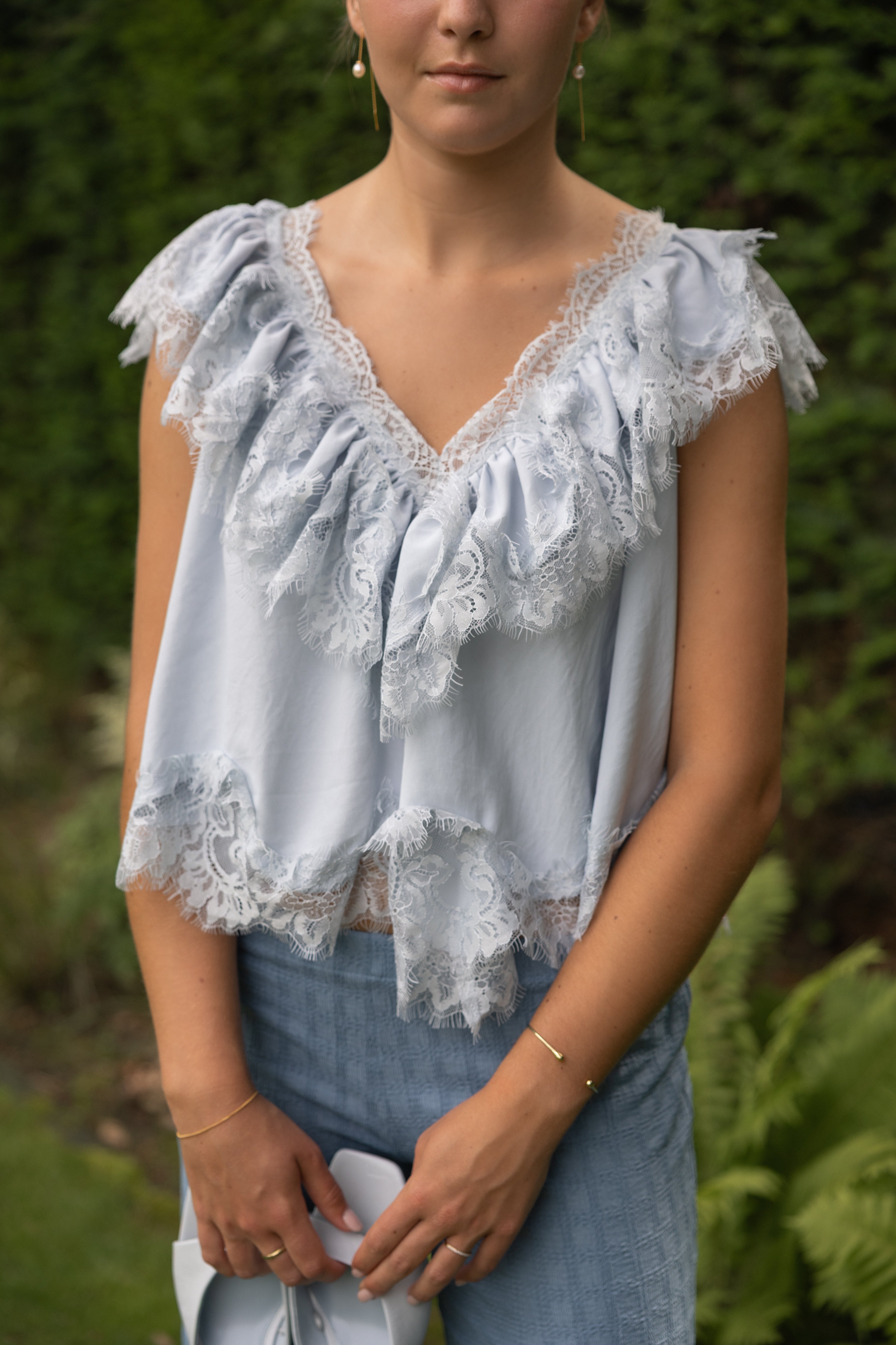 DENTELLE TOP BABY BLUE