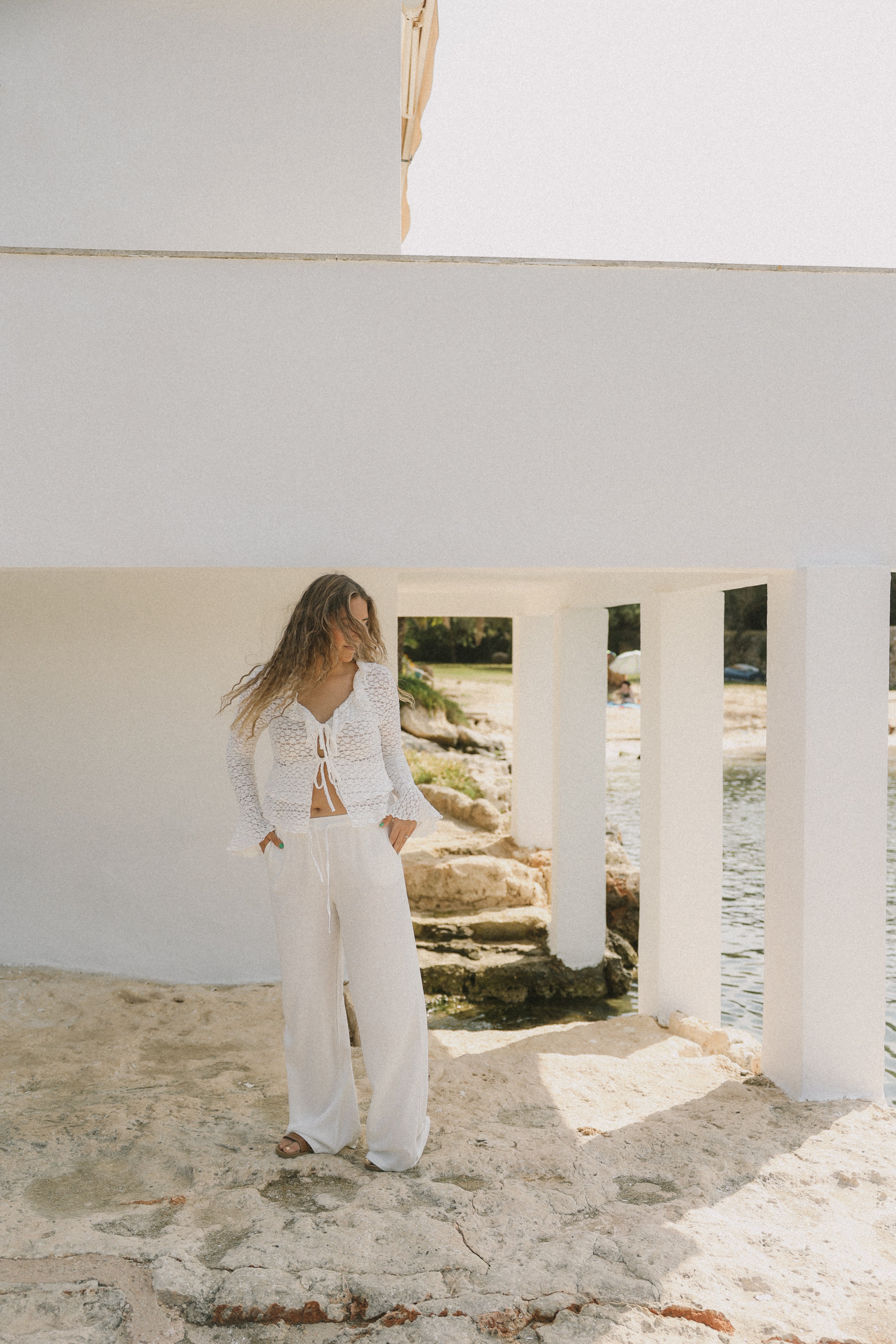 CROCHET TOP OFF-WHITE