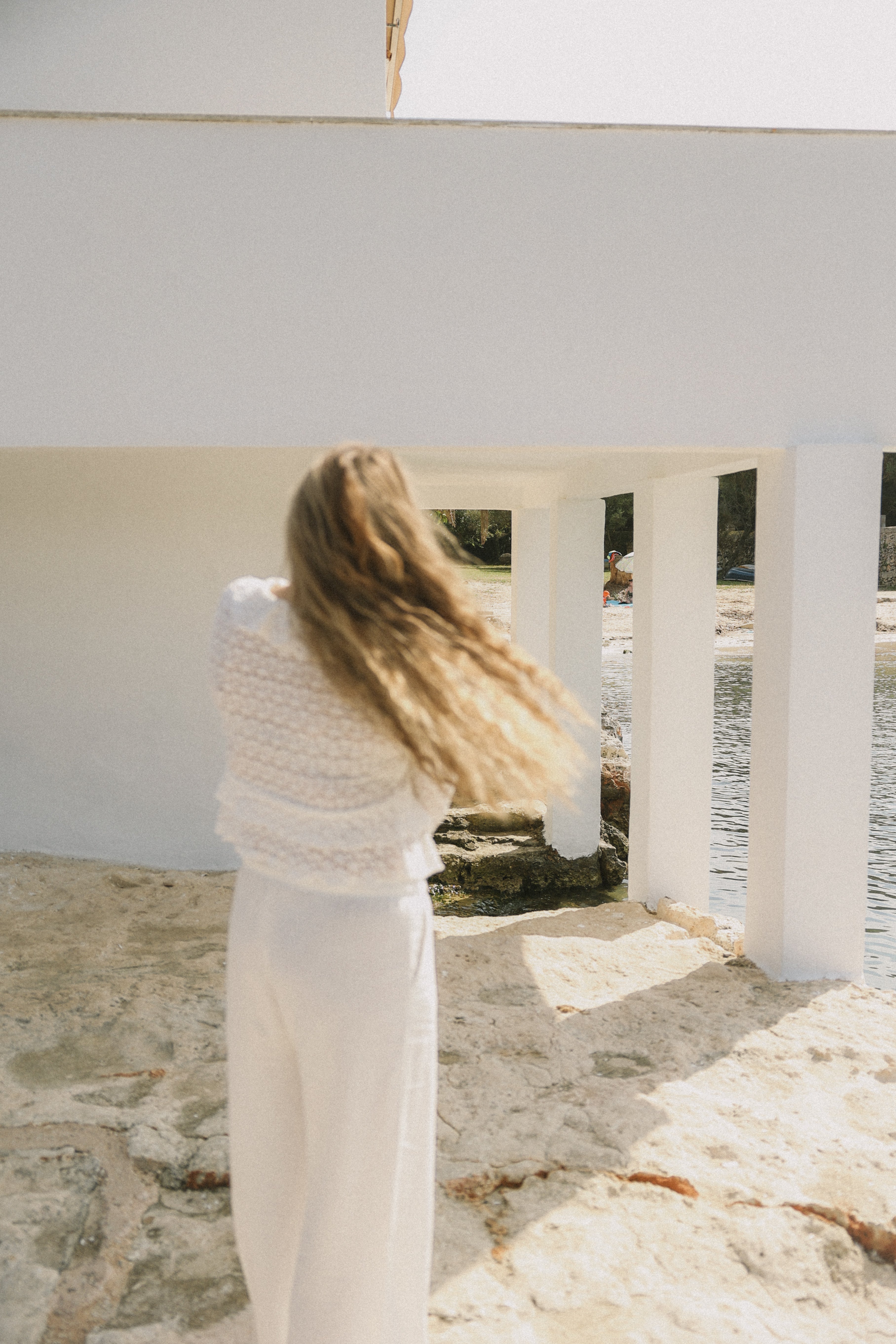 CROCHET TOP OFF-WHITE