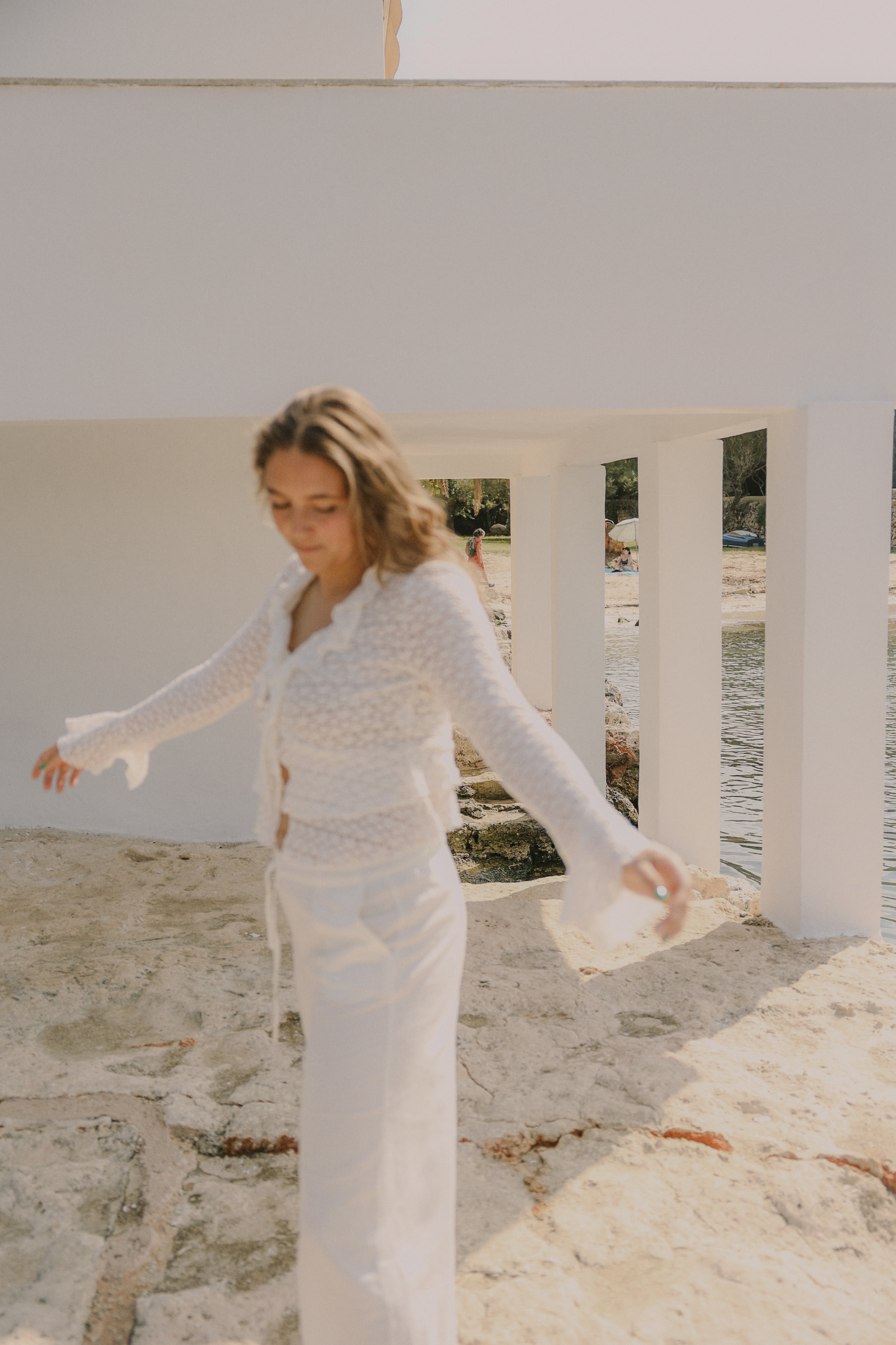 CROCHET TOP OFF-WHITE