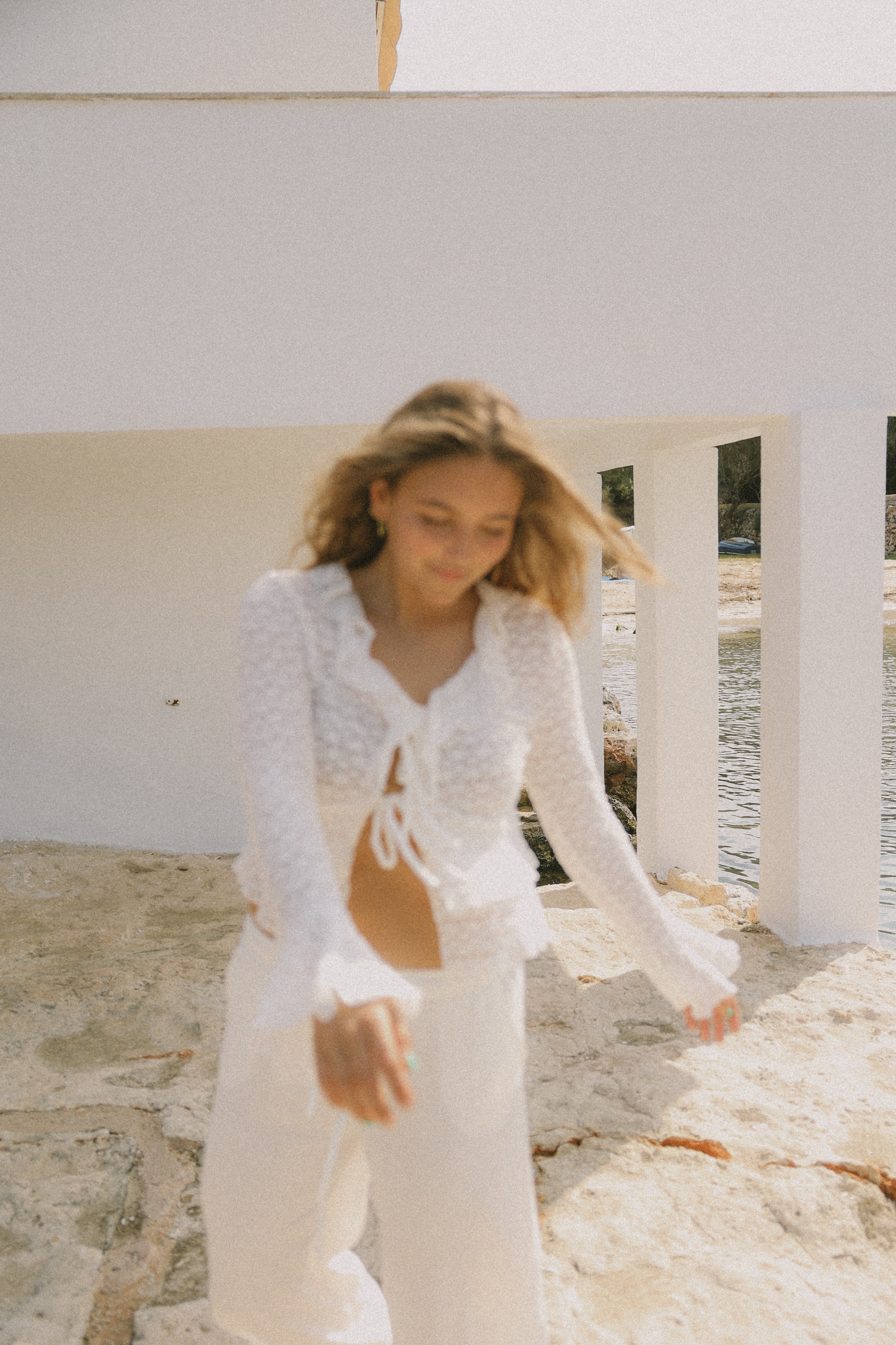 CROCHET TOP OFF-WHITE