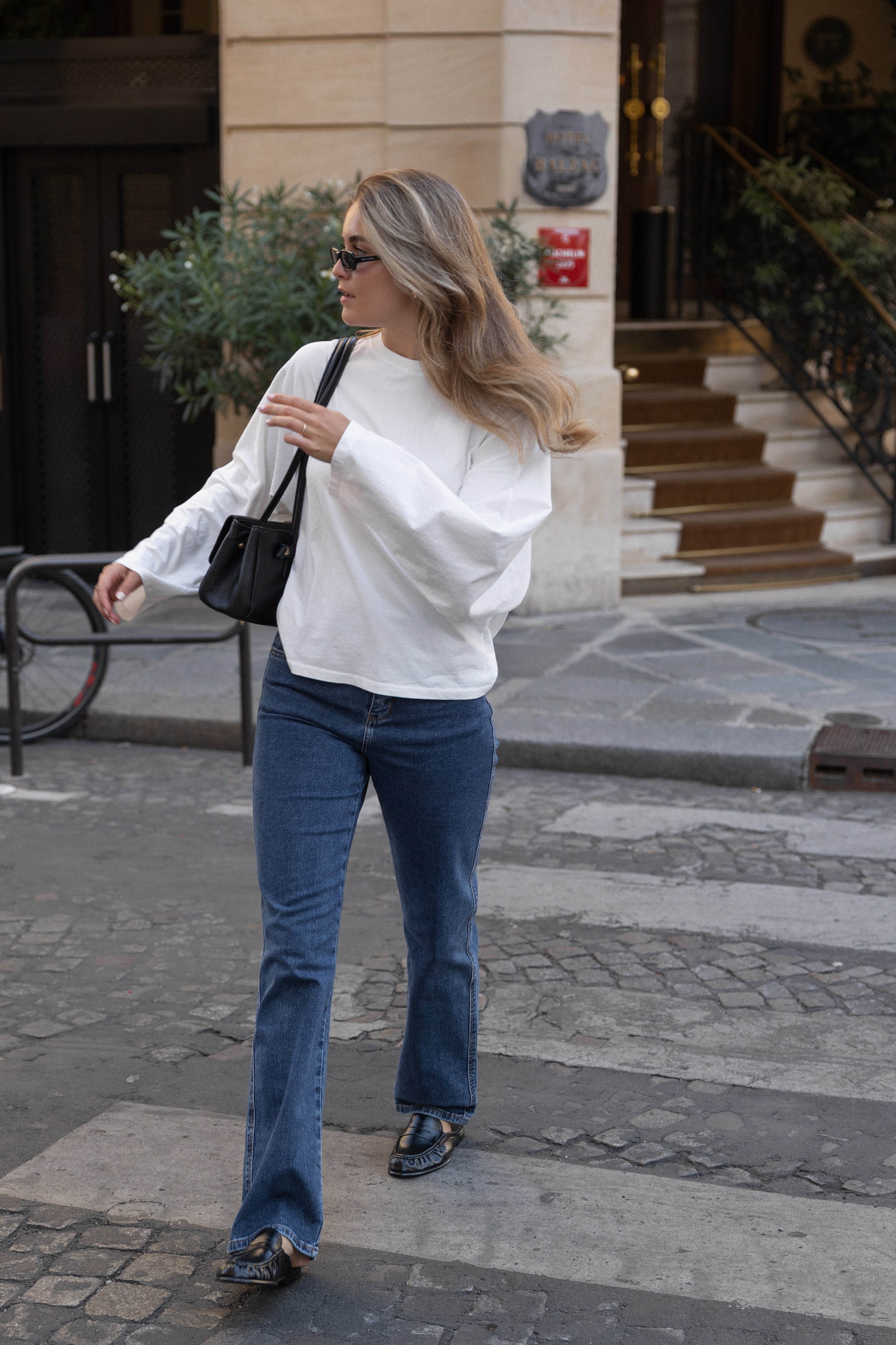 ESSENTIAL LONGSLEEVE OFF-WHITE