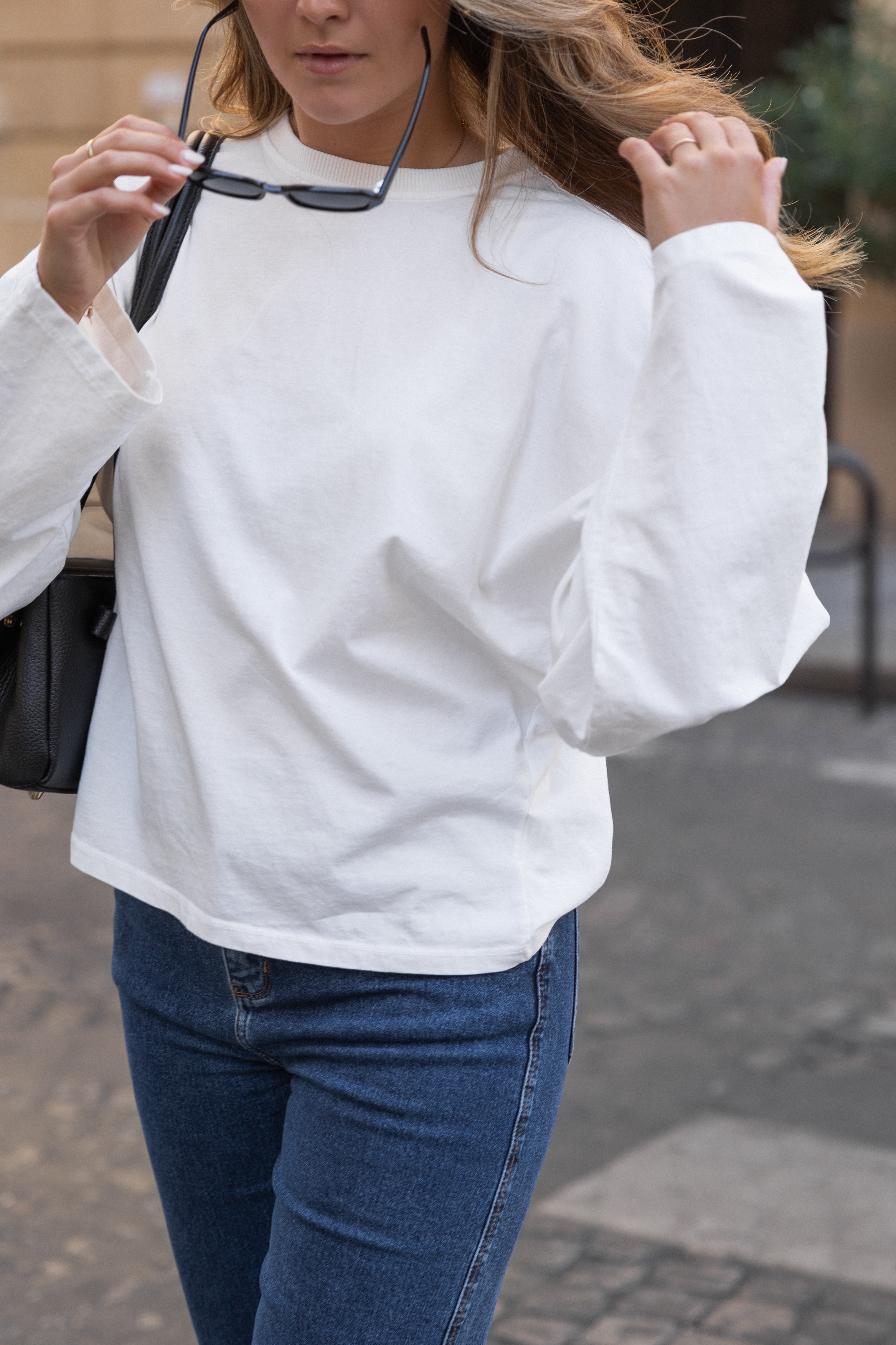 ESSENTIAL LONGSLEEVE OFF-WHITE