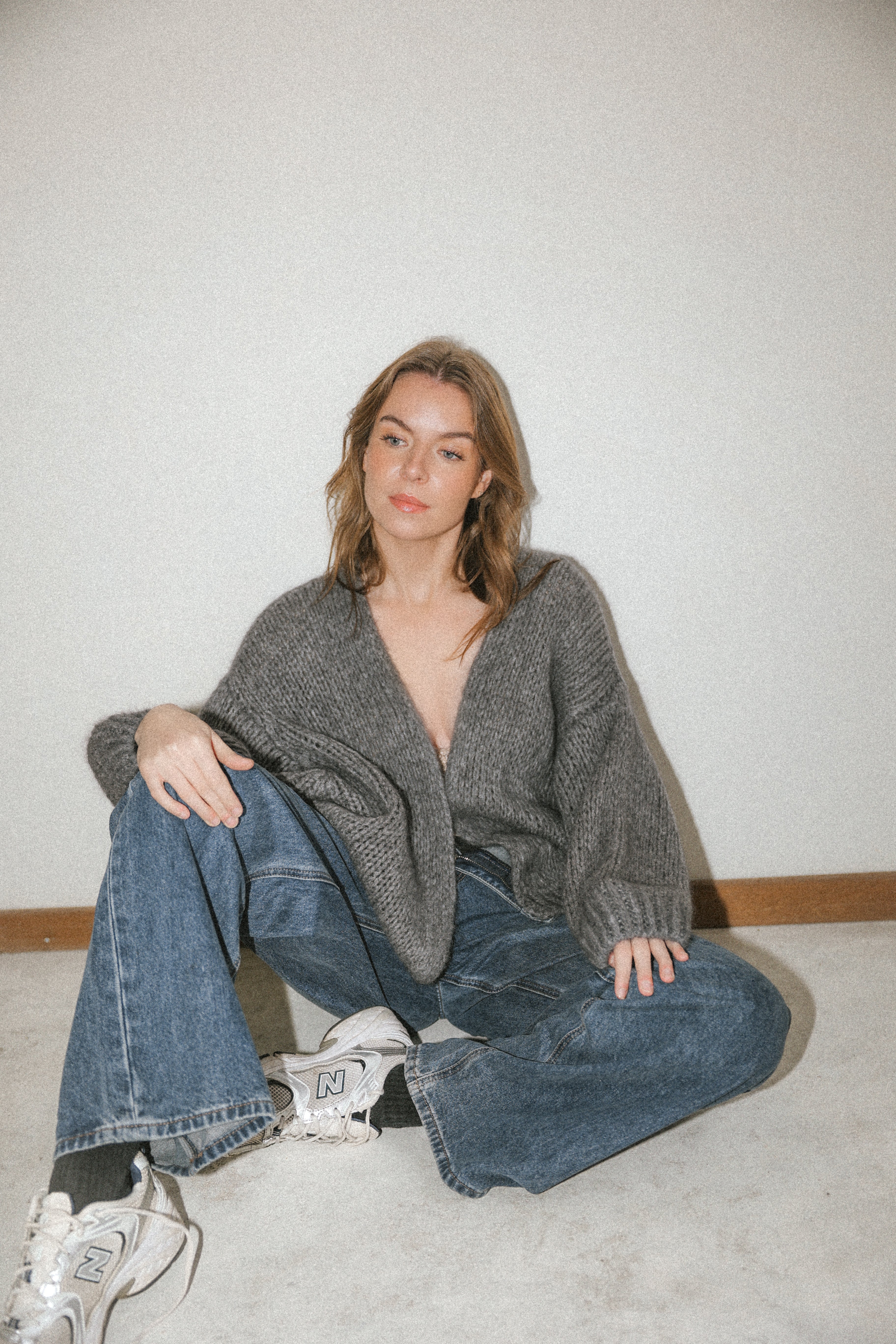 CARDIGAN KNIT GREY