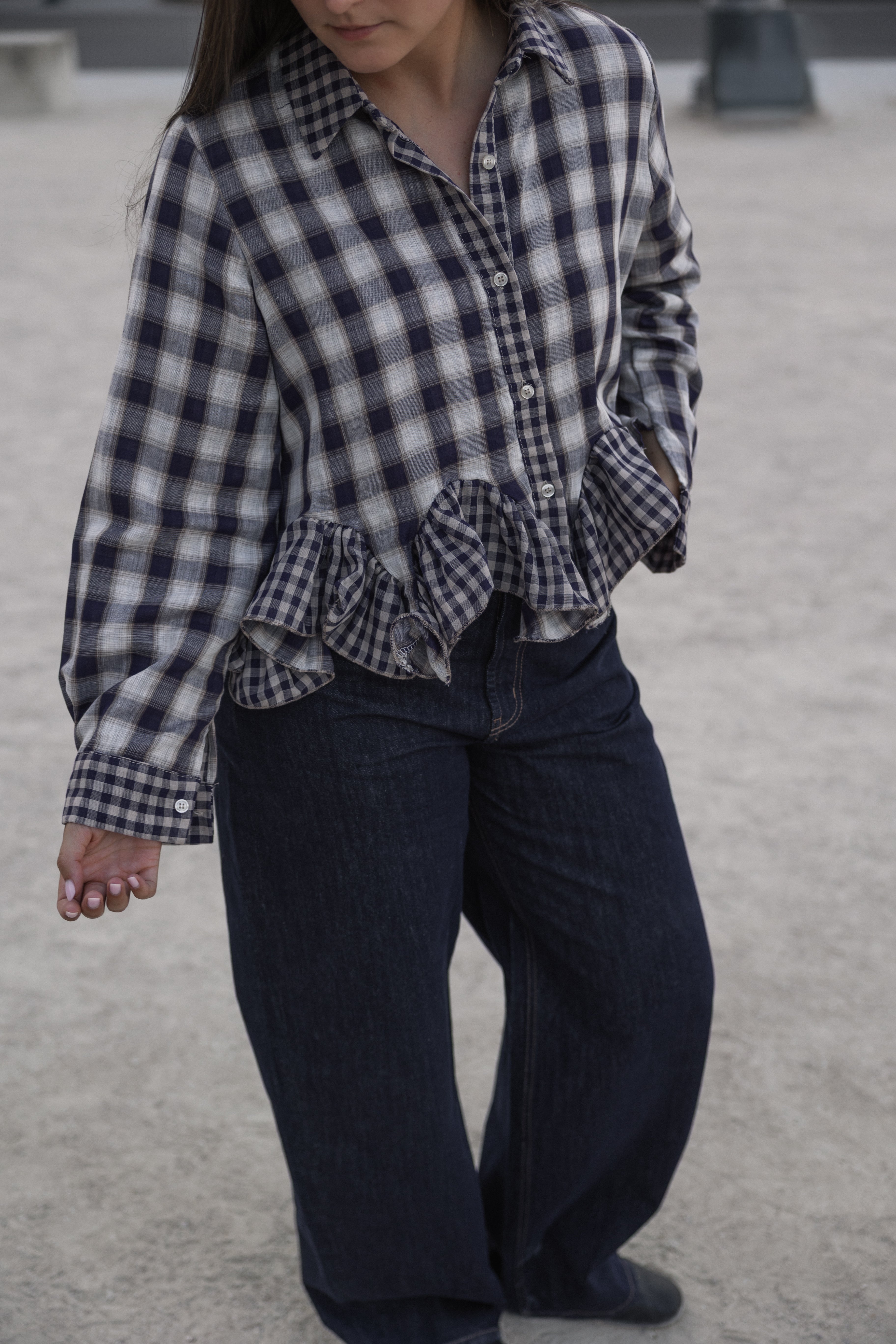 CHECKED VOLANT SHIRT NAVY
