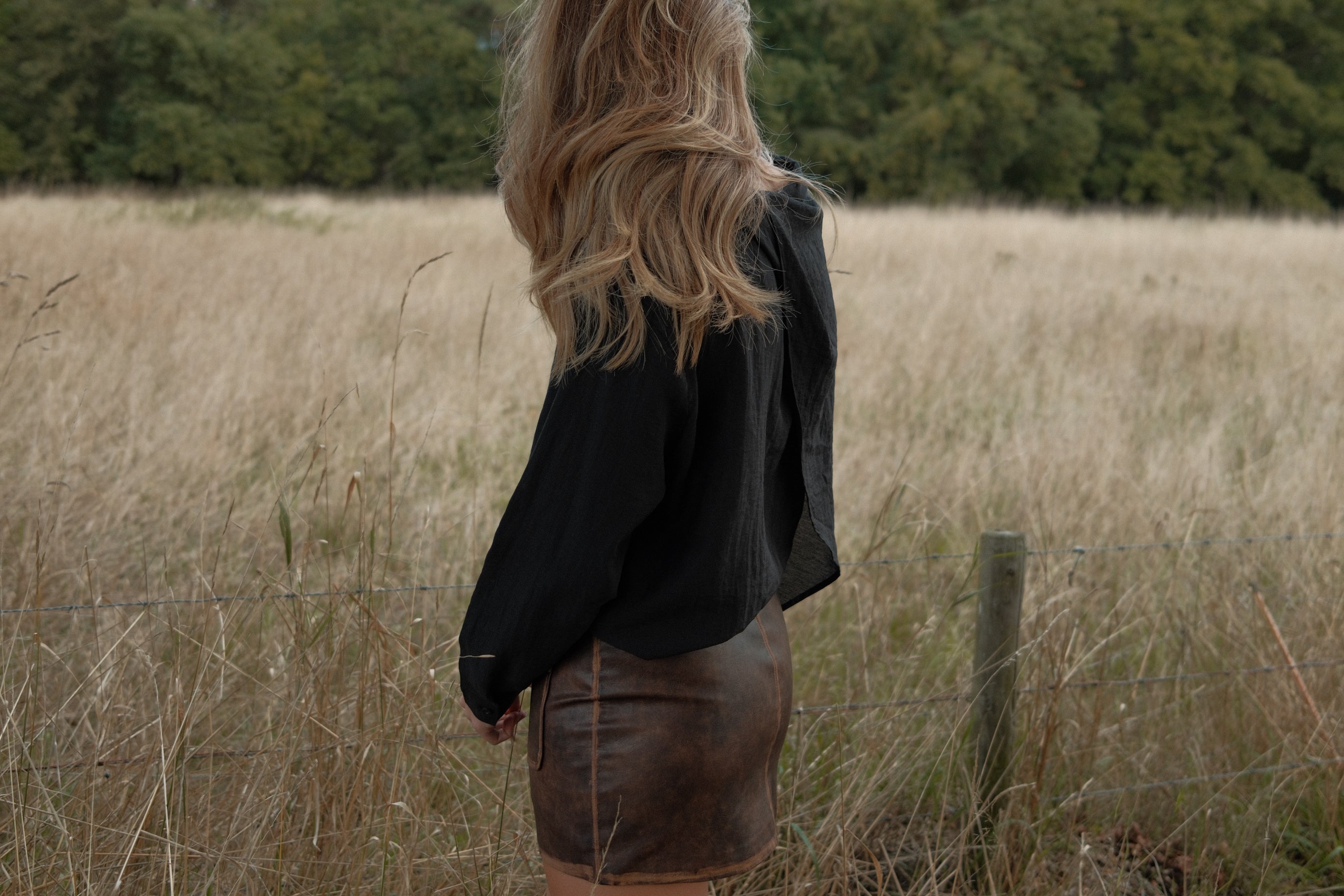 THE NOMAD TOP BLACK