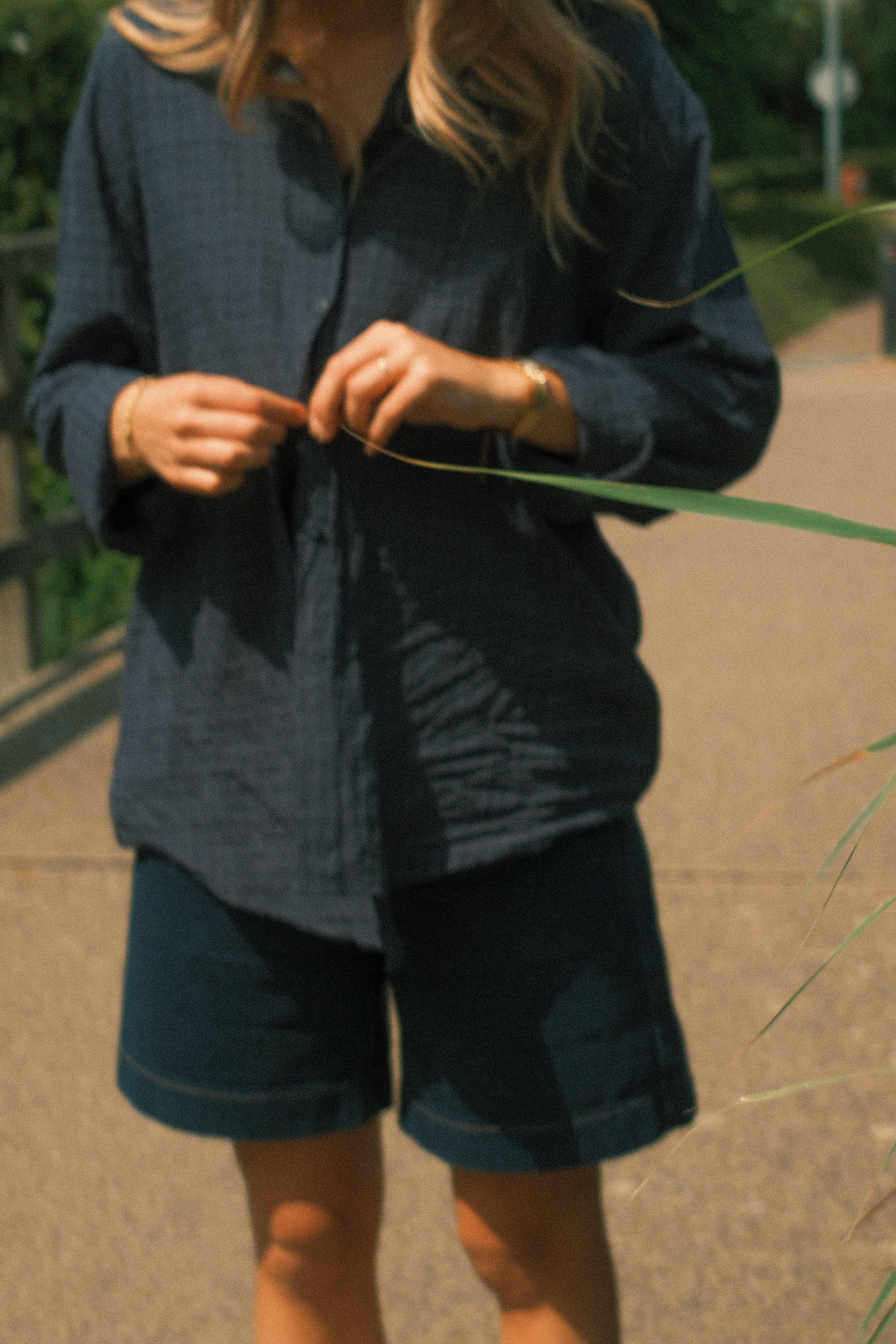 JOHNNY BLOCKED BLOUSE NAVY