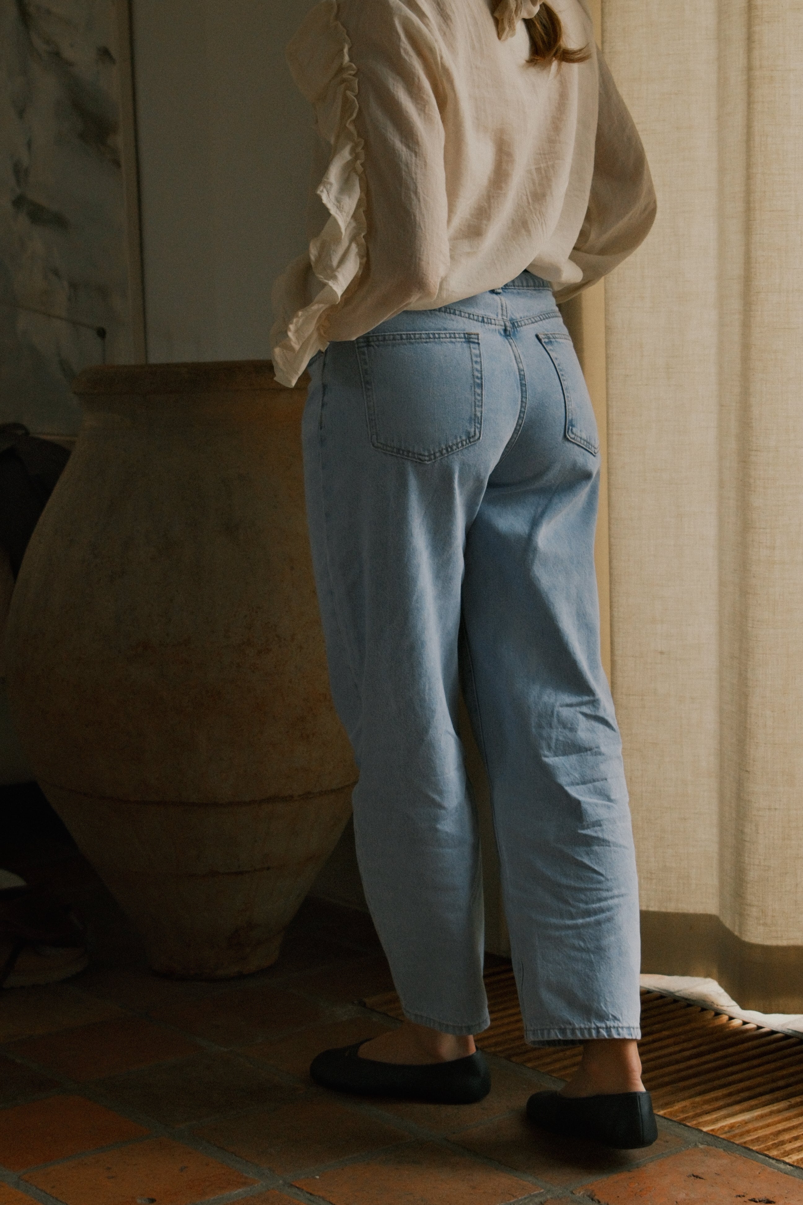AMÉLIE MID WAIST BARREL JEANS