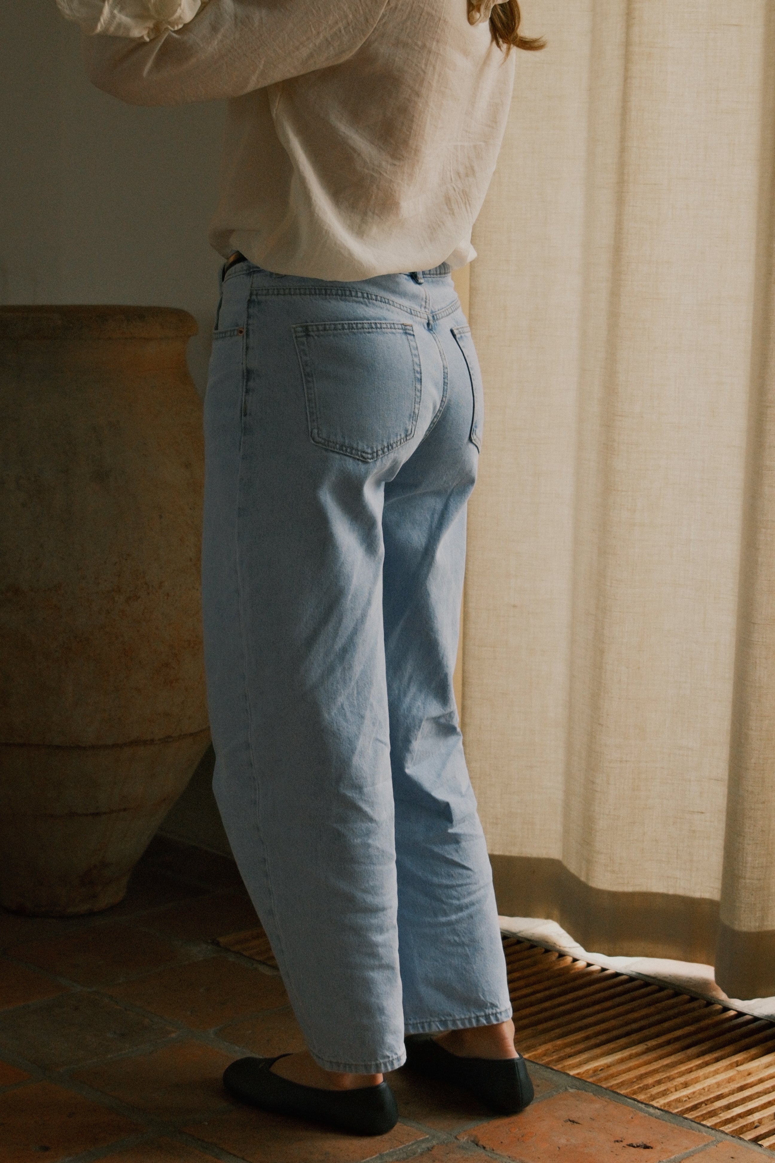 AMÉLIE MID WAIST BARREL JEANS