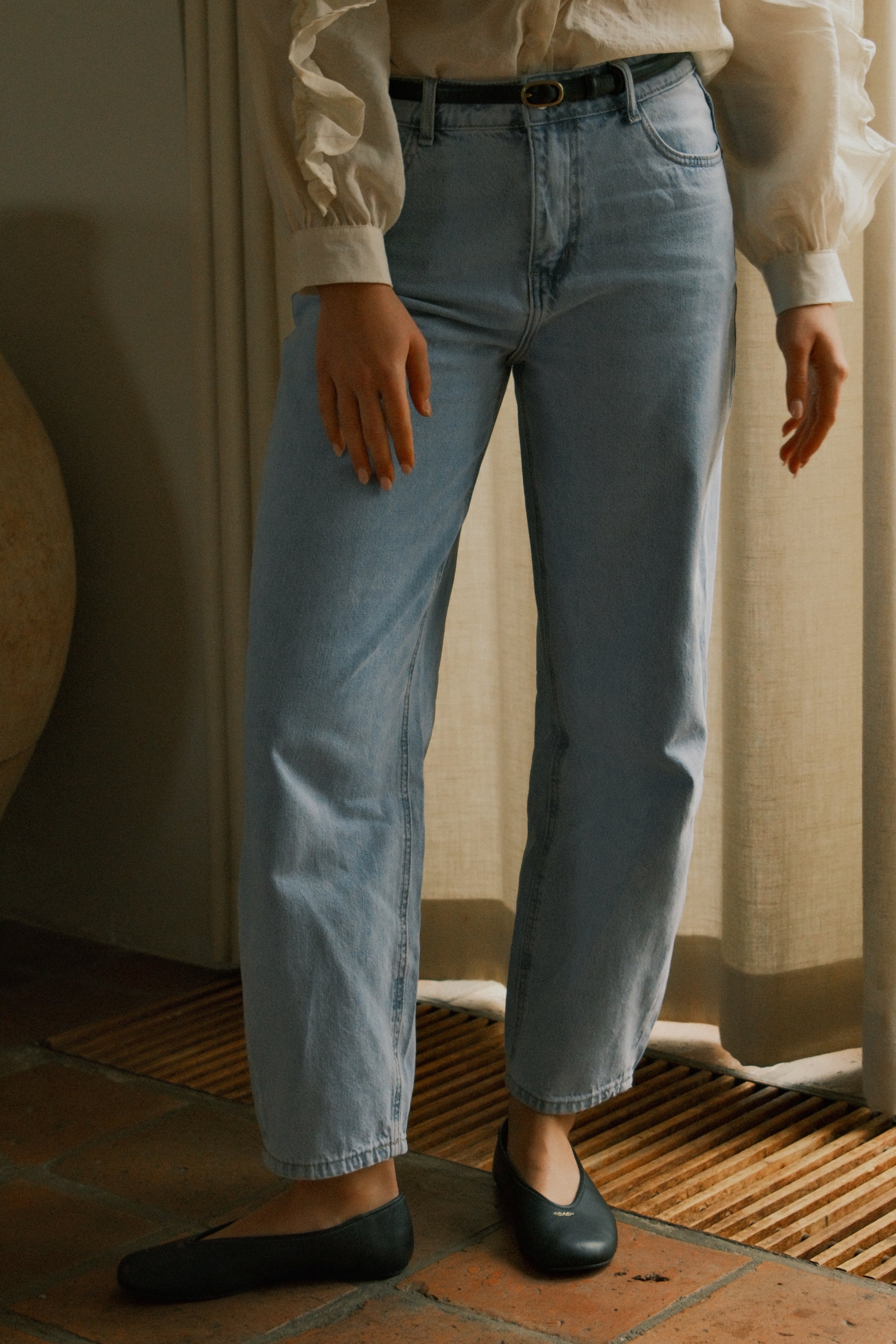 AMÉLIE MID WAIST BARREL JEANS