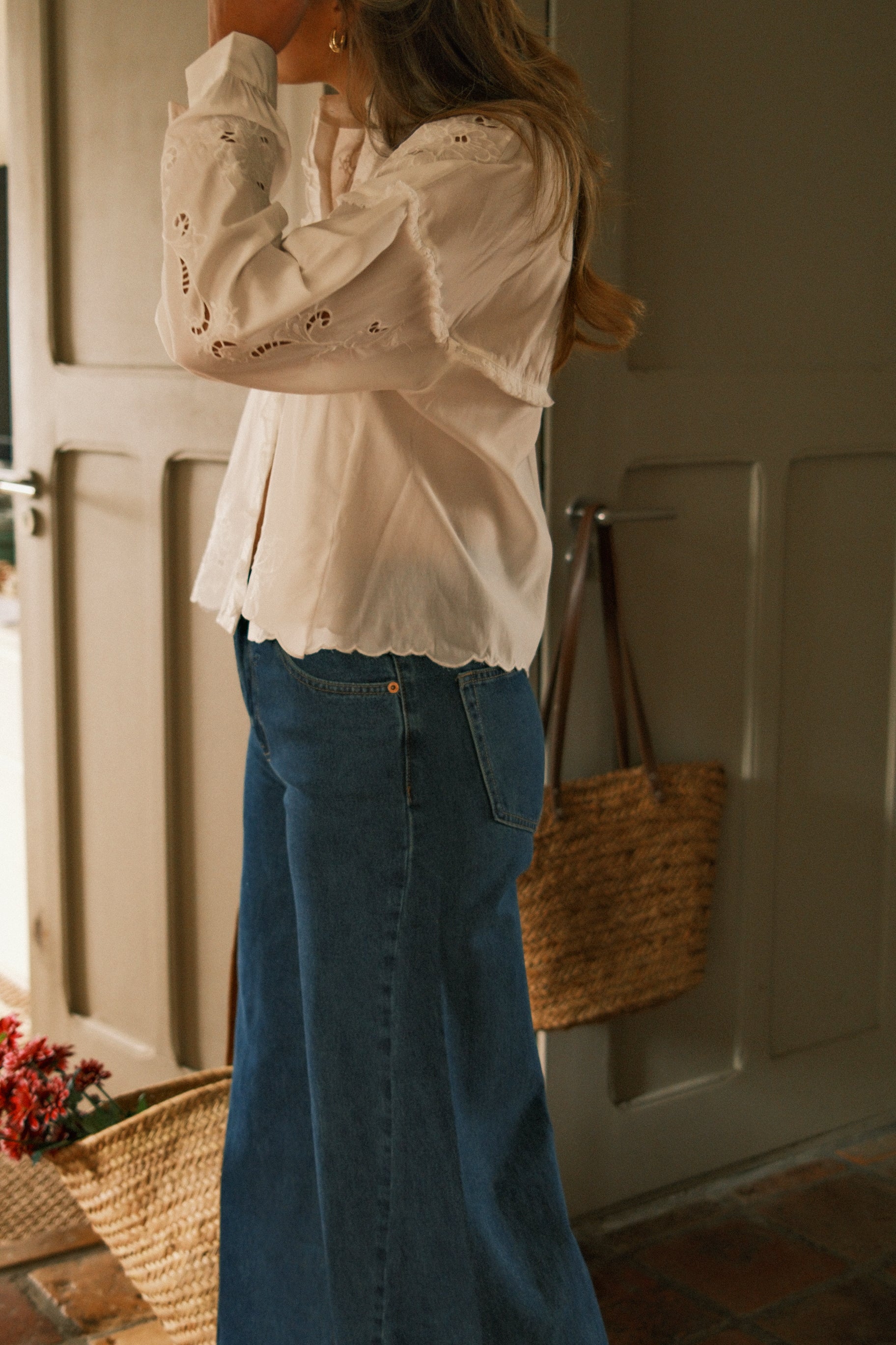 THE STILL AIR BLOUSE WHITE