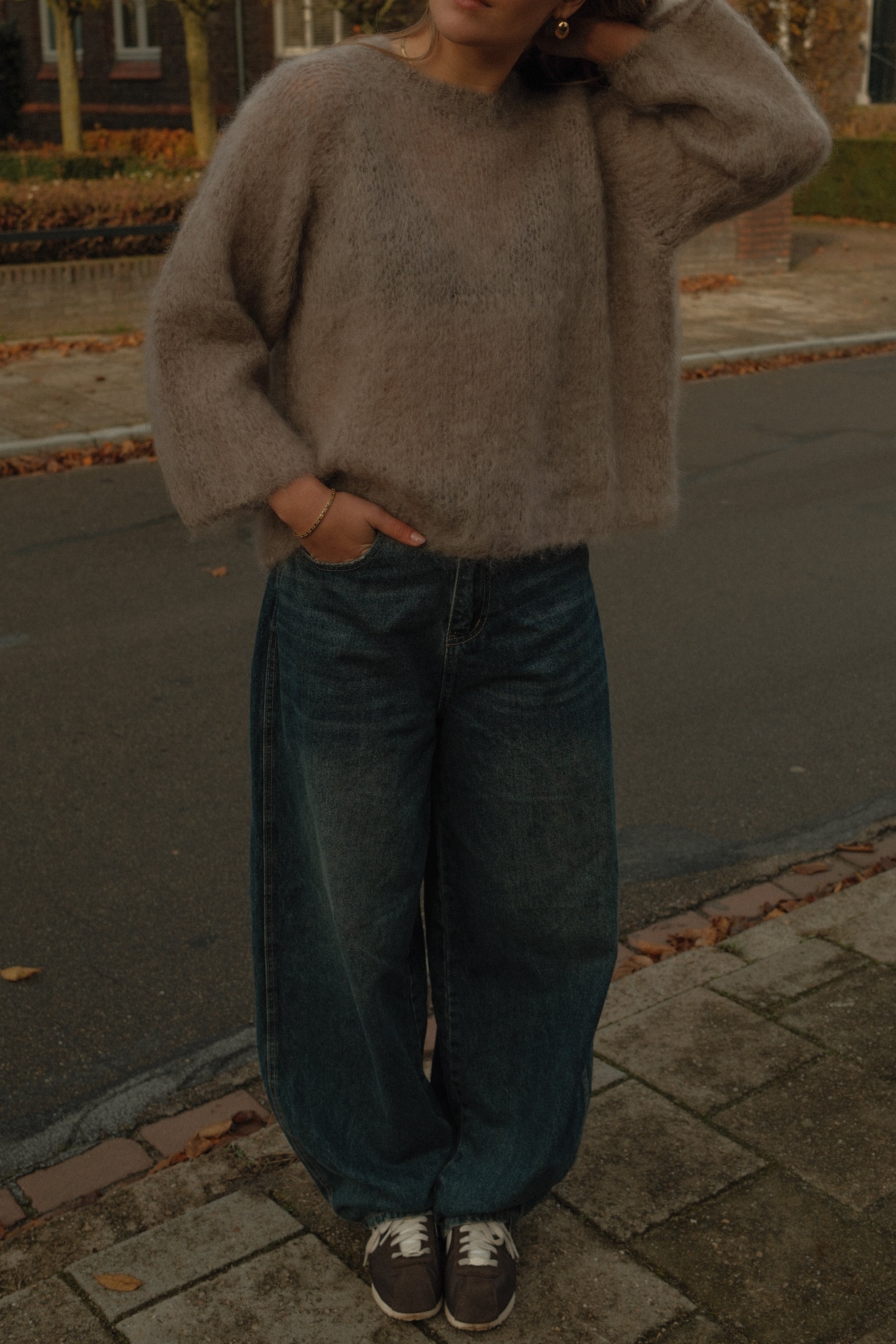 THE MOHAIR CLOUD KNIT TAUPE