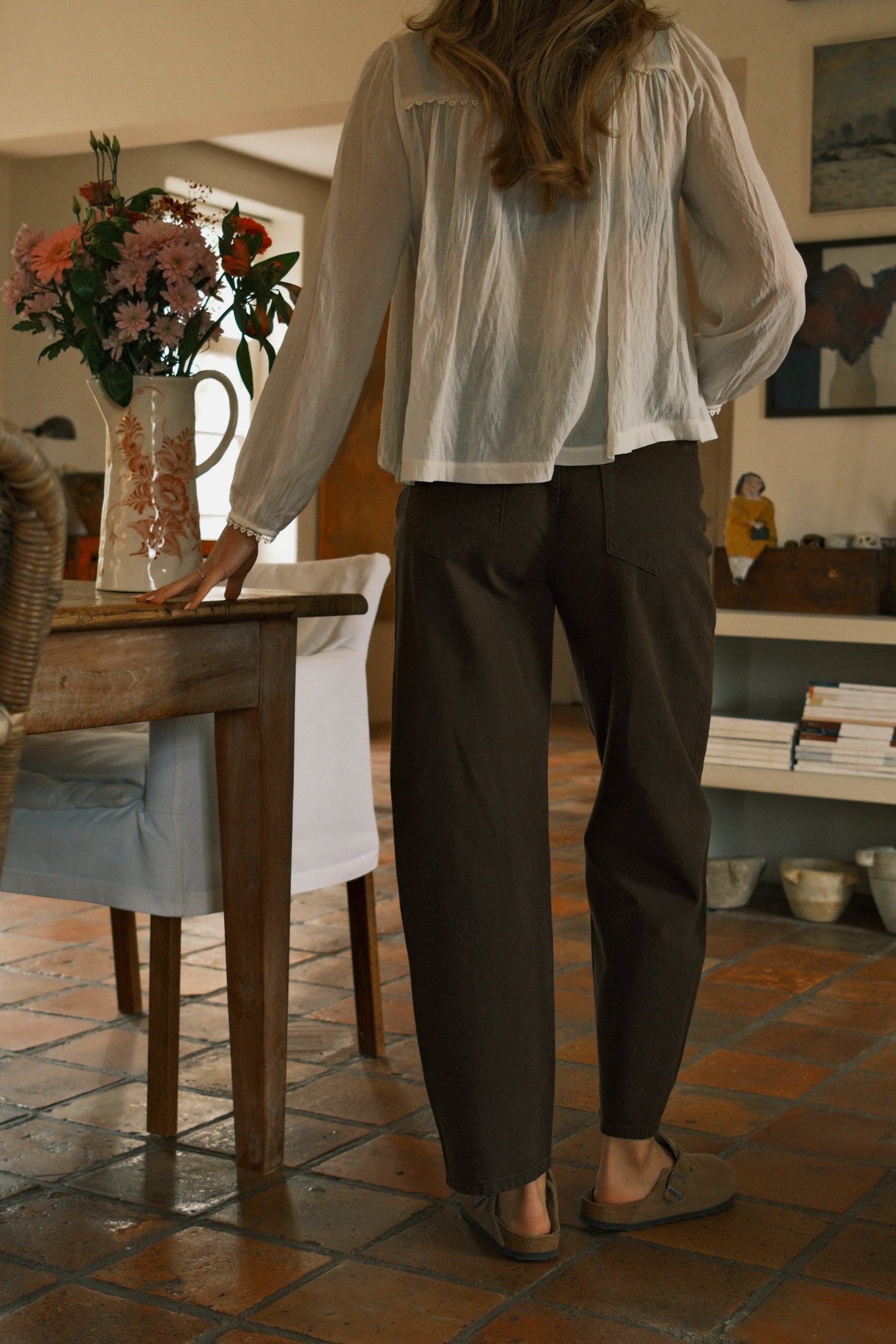 AMÉLIE MID WAIST BARREL JEANS CHOCO