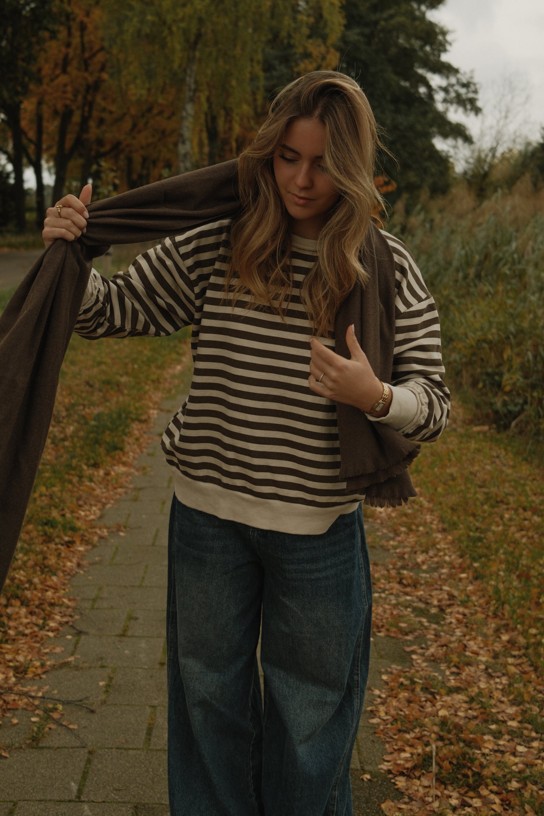THE RETRO STRIPE SWEATER CHOCO