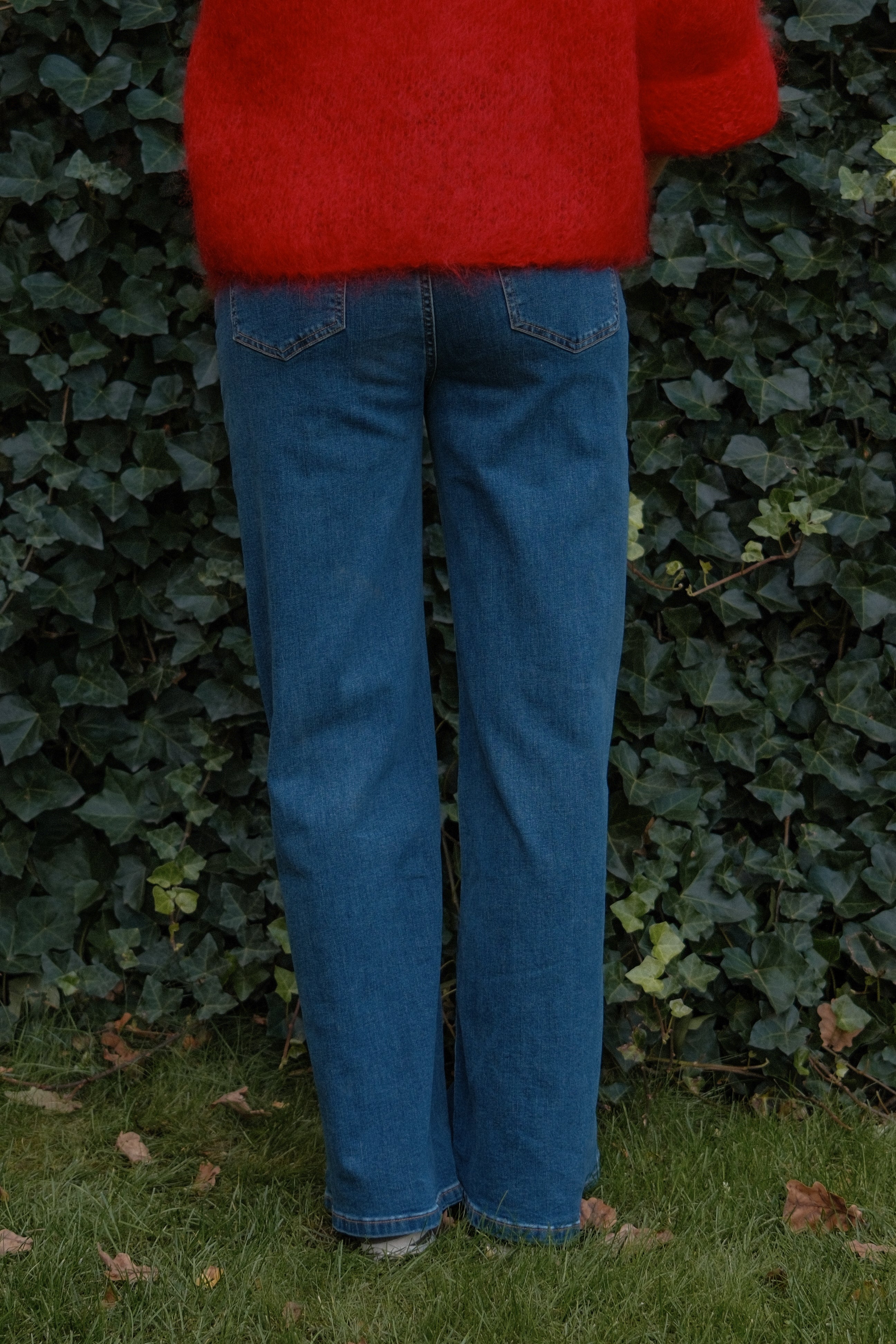 THE MODERN WIDE JEANS