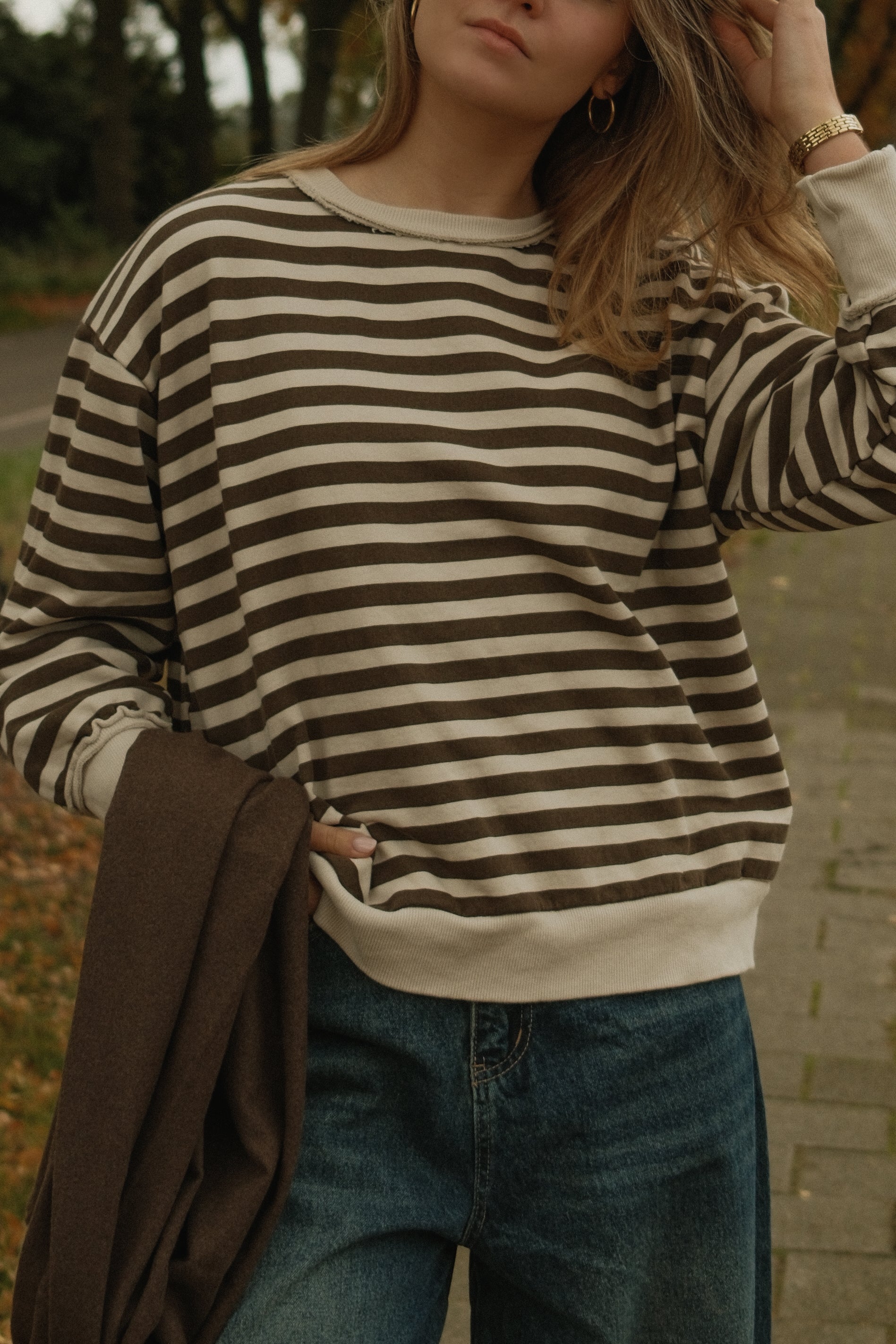 THE RETRO STRIPE SWEATER CHOCO