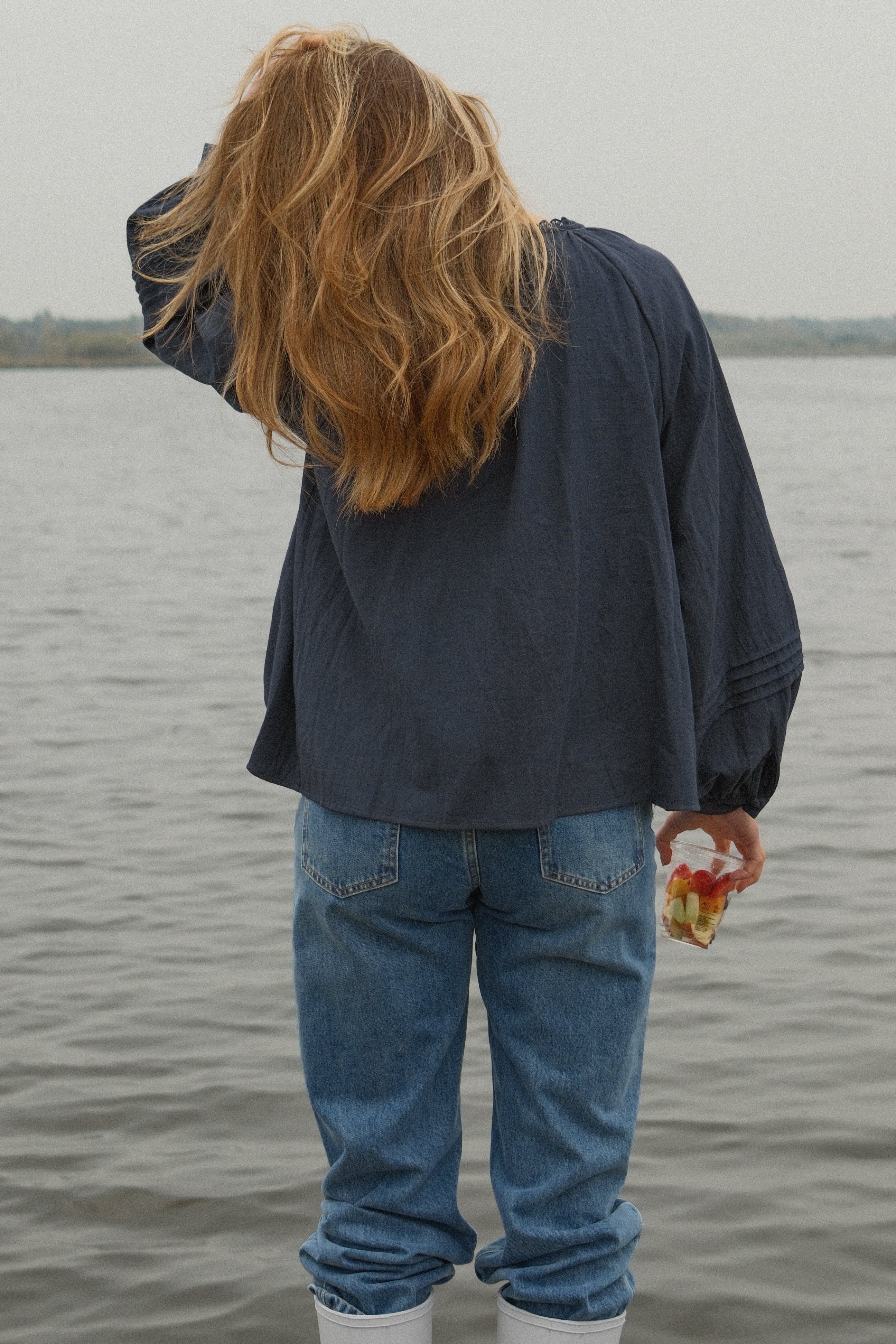 JOLINE BRODERIE BLOUSE NAVY