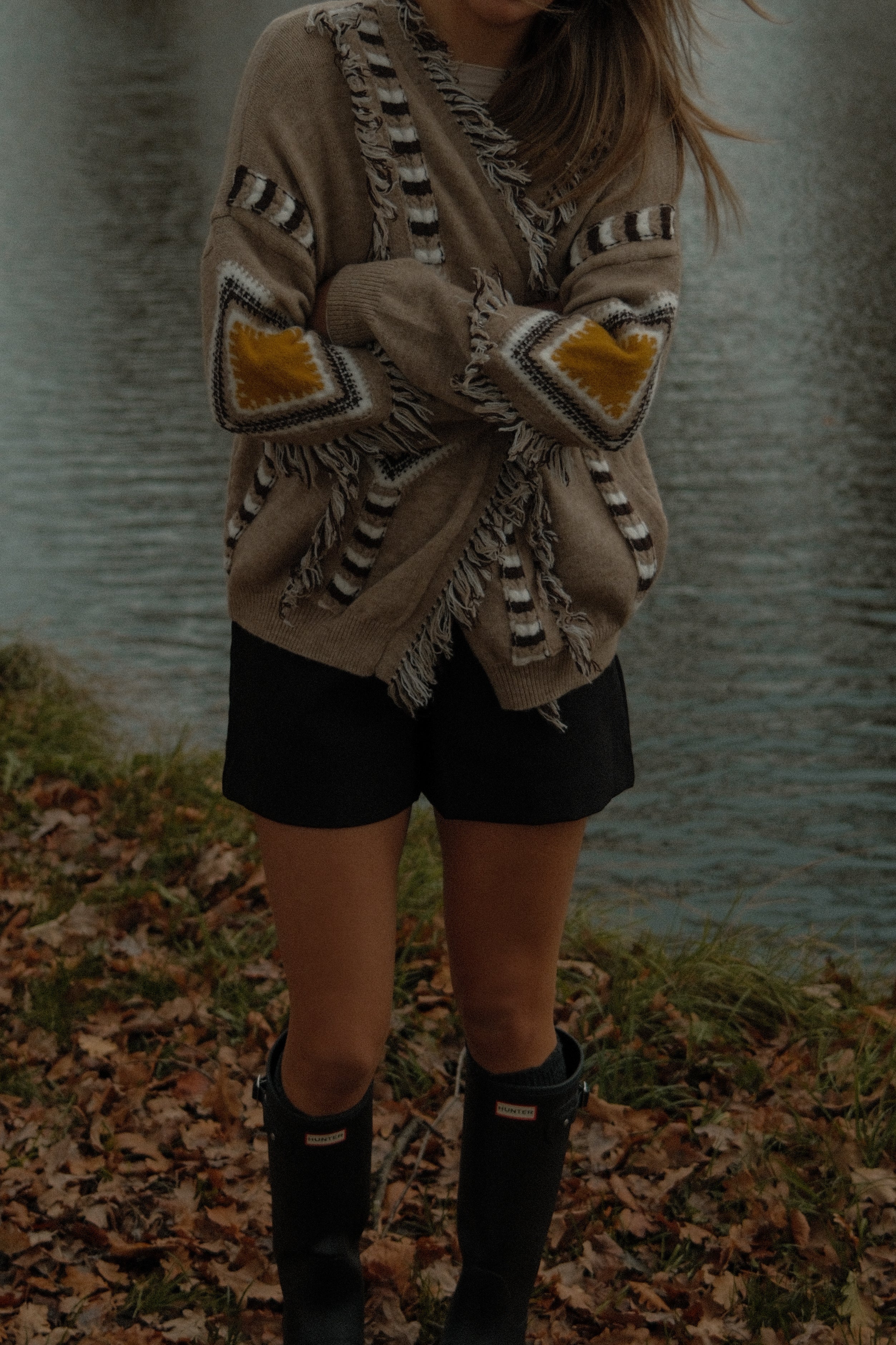 DAKOTA FRINGE CARDIGAN YELLOW/TAUPE