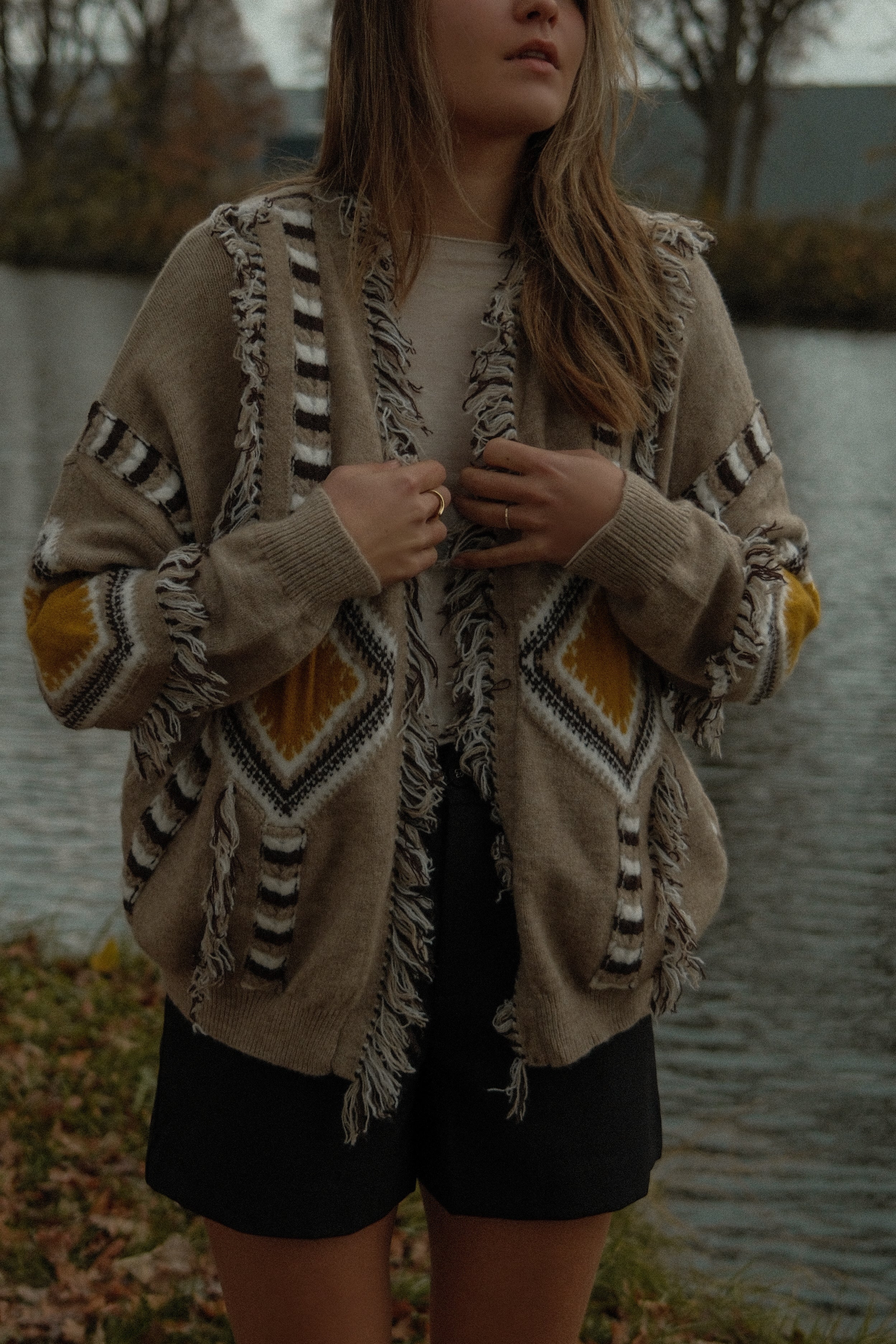 DAKOTA FRINGE CARDIGAN YELLOW/TAUPE