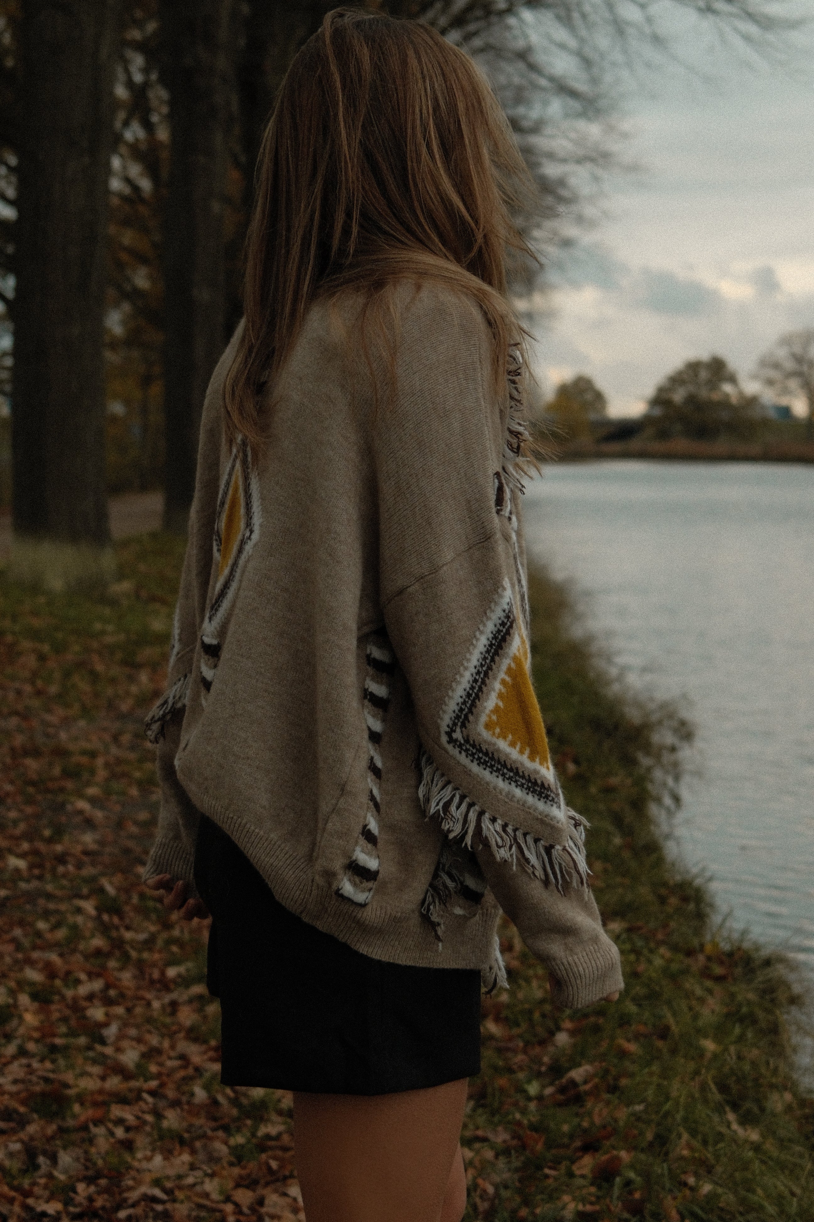 DAKOTA FRINGE CARDIGAN YELLOW/TAUPE