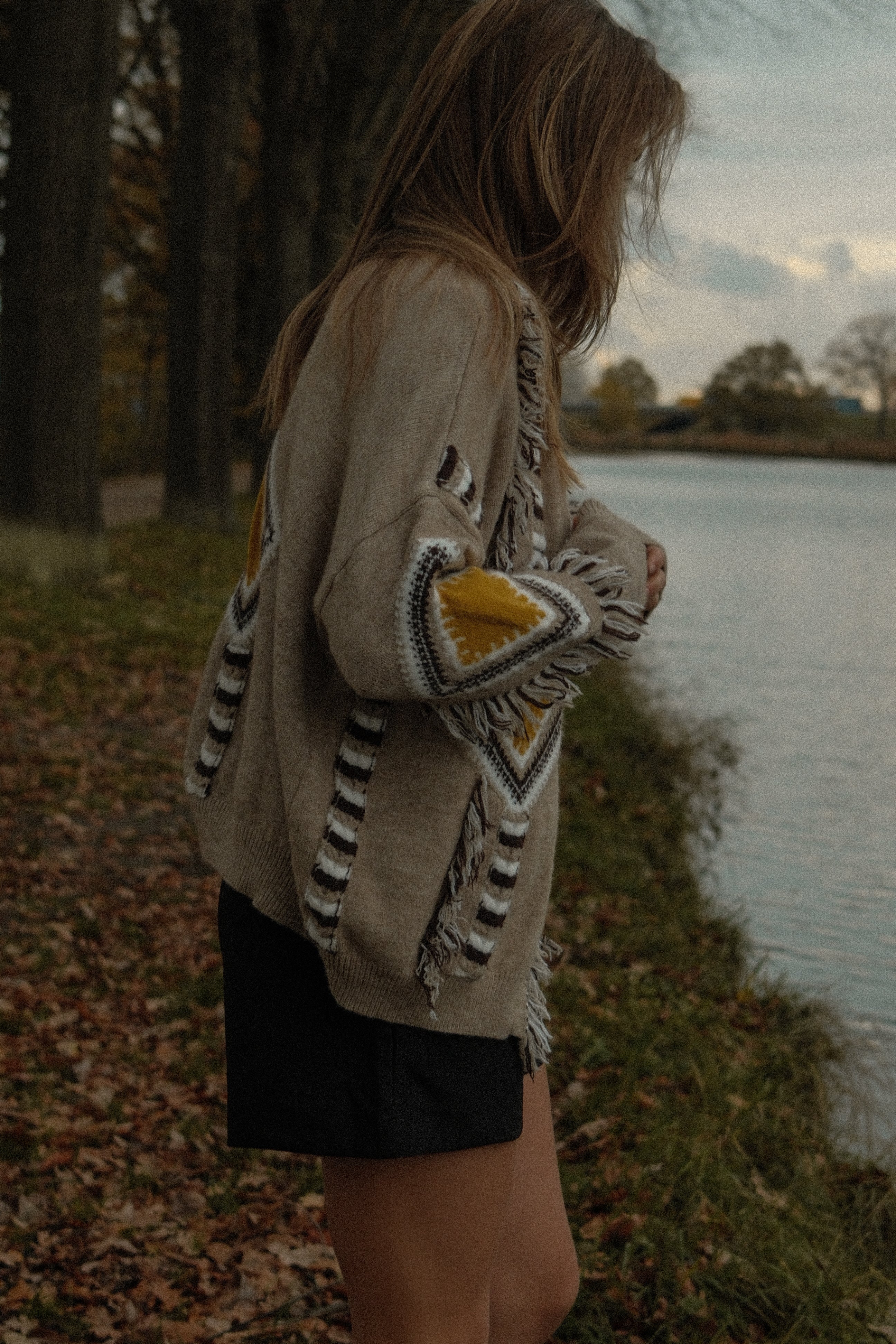 DAKOTA FRINGE CARDIGAN YELLOW/TAUPE