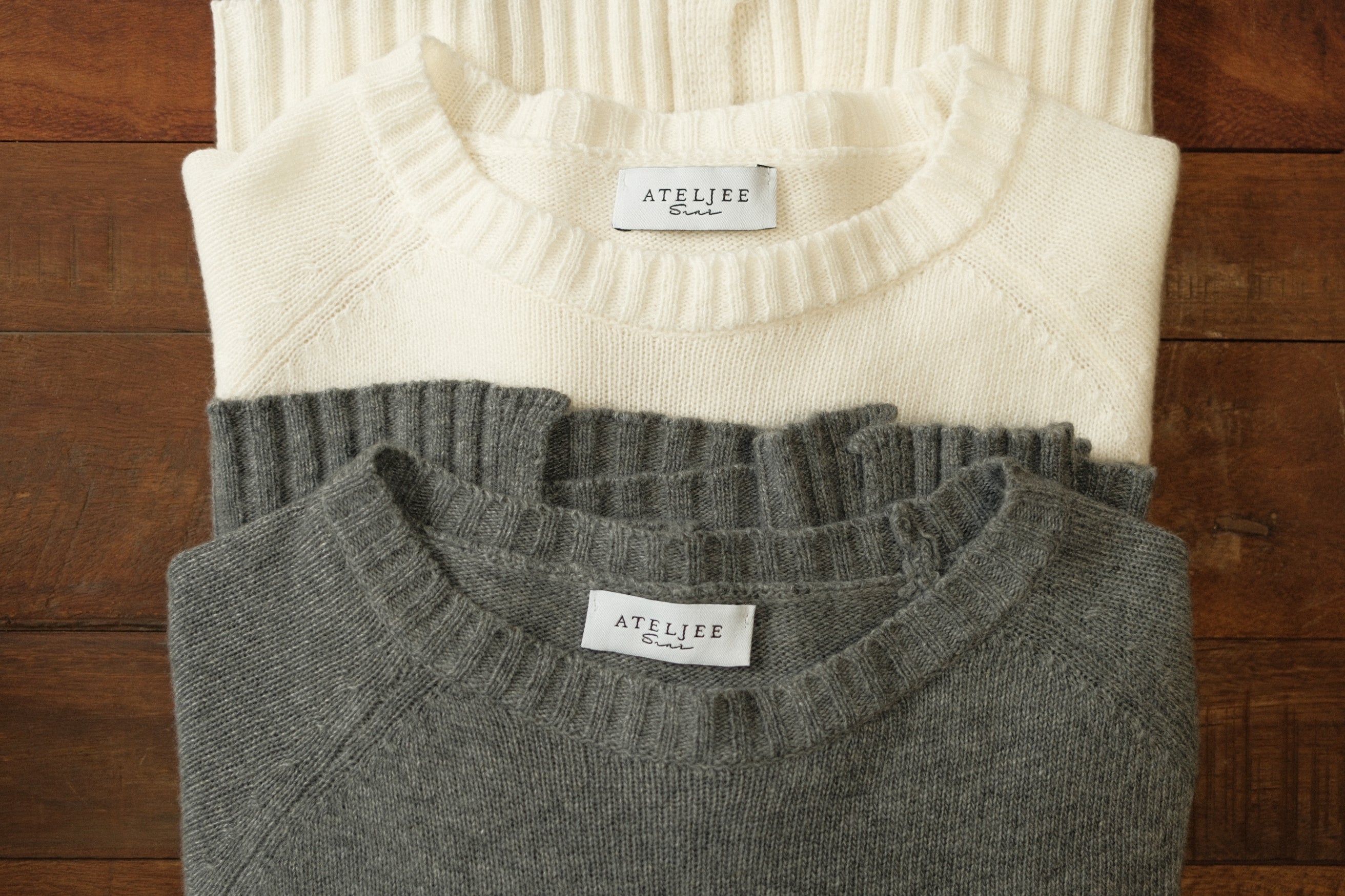 THE CASHMERE BLEND SPLIT KNIT GREY