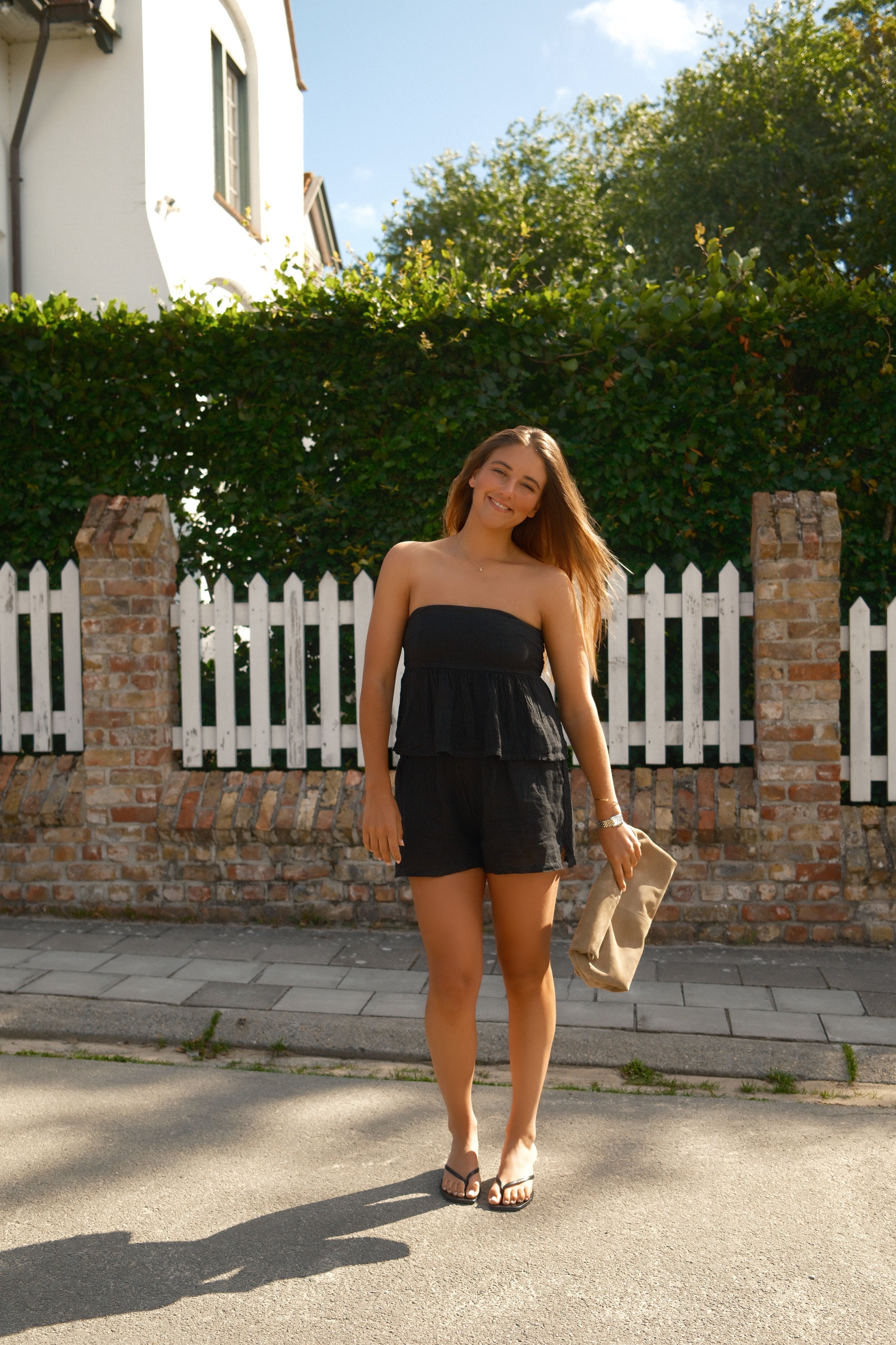 LINNEN MAE TOP BLACK