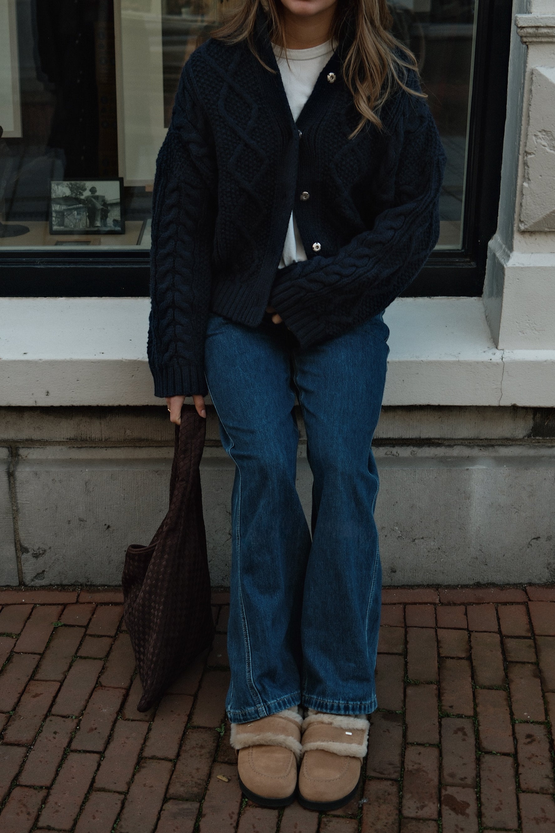 HERITAGE CABLE CARDIGAN NAVY