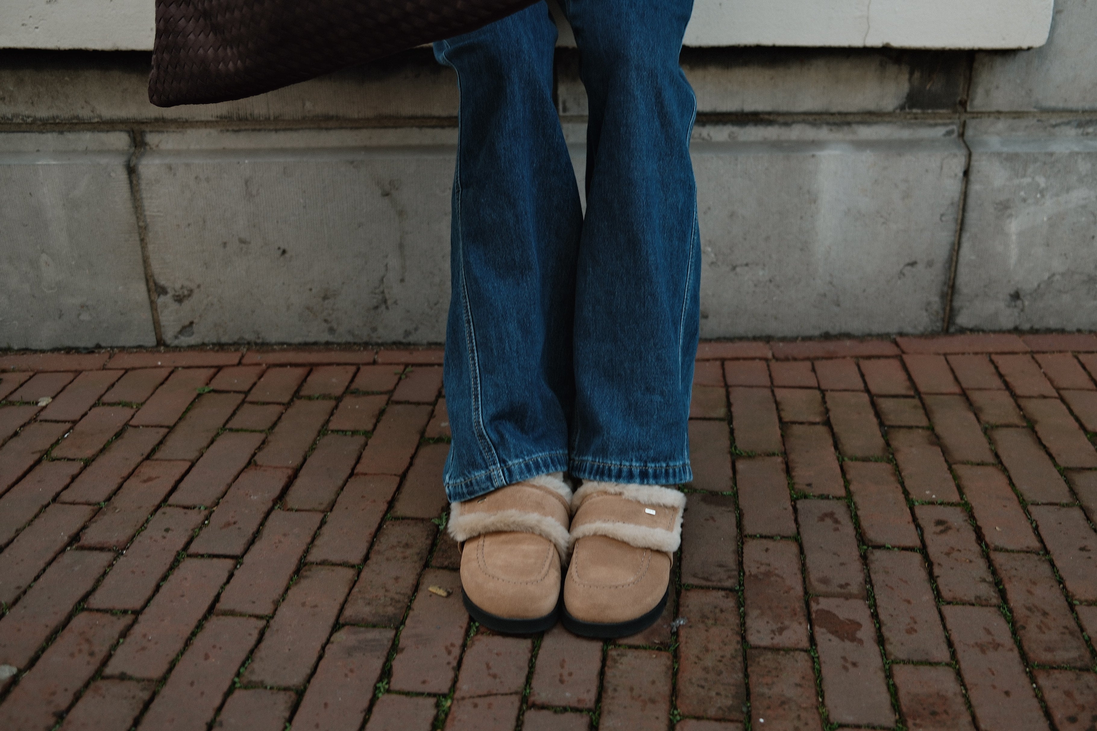 HERITAGE CABLE CARDIGAN NAVY