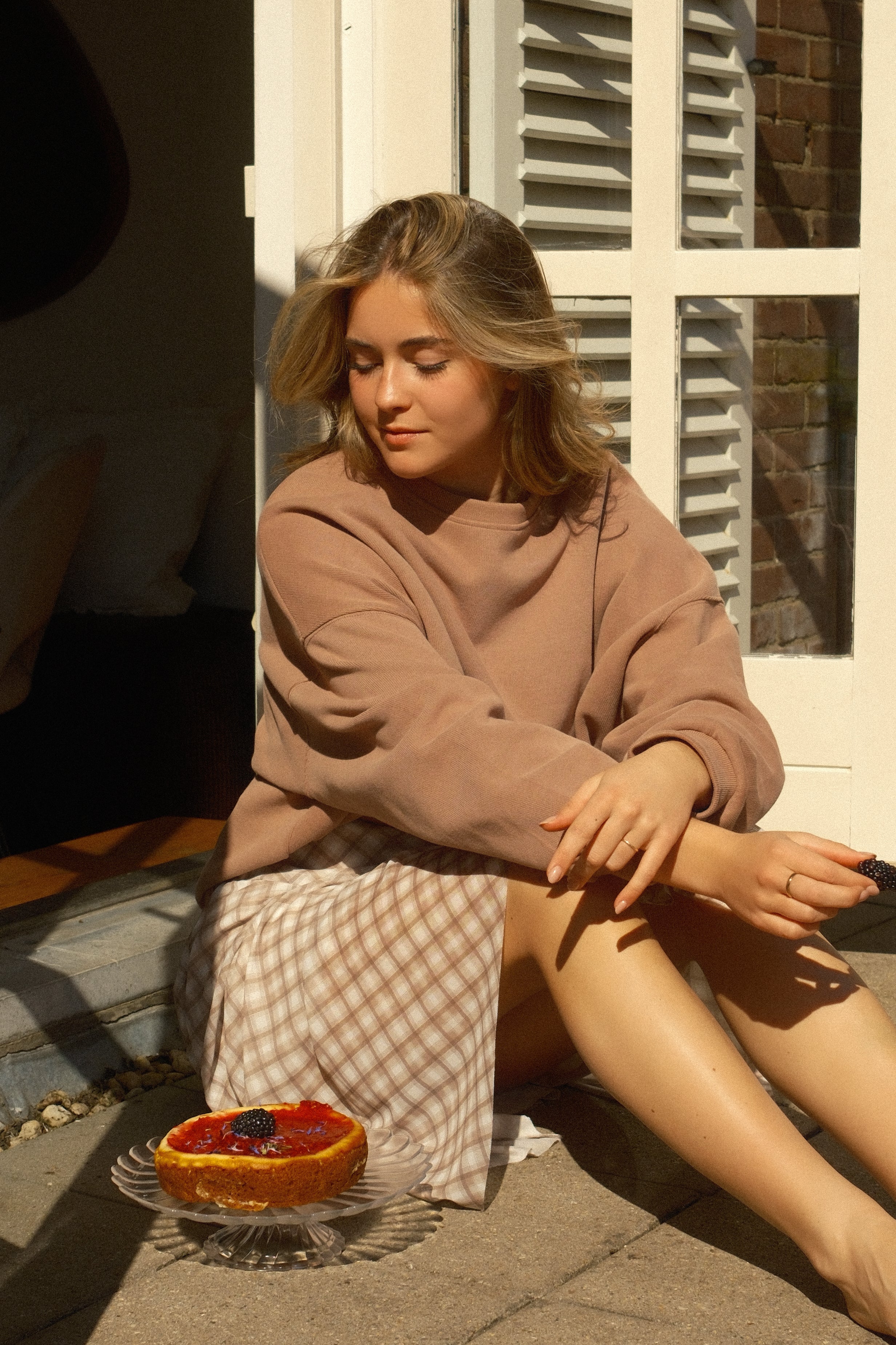 ESSENTIAL OVERSIZED SWEATER HAZELNUT