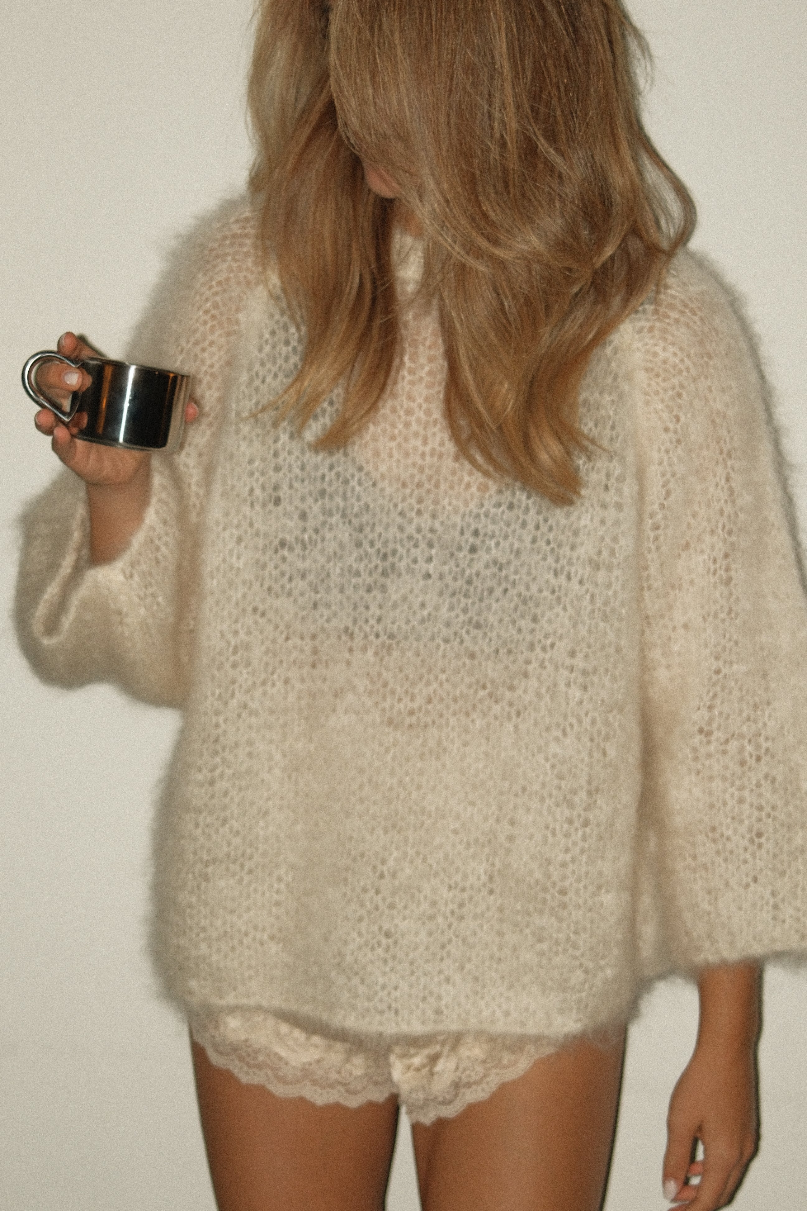 THE MOHAIR CLOUD KNIT OFF-WHITE