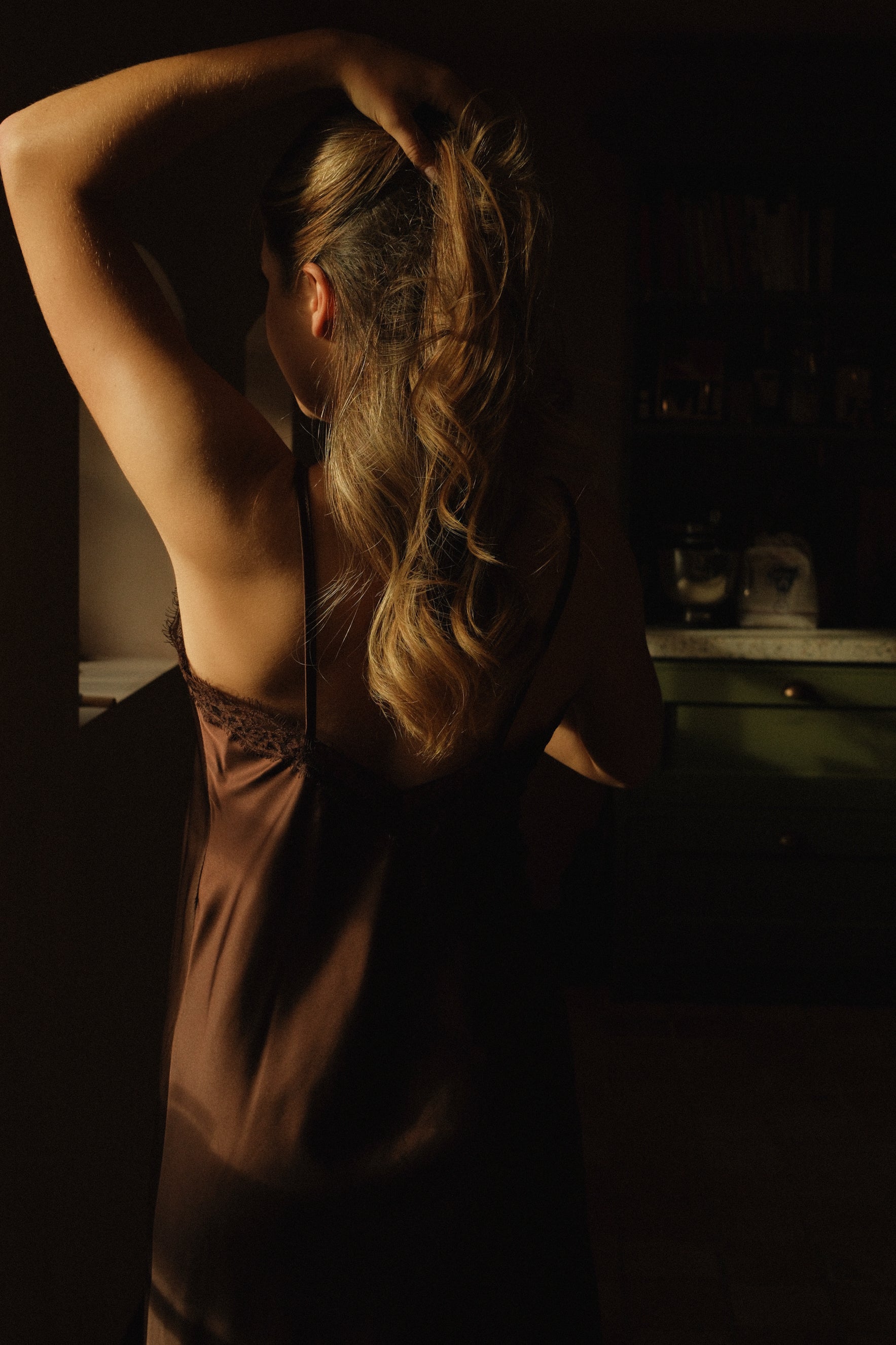 LACY DRESS CHOCOLATE