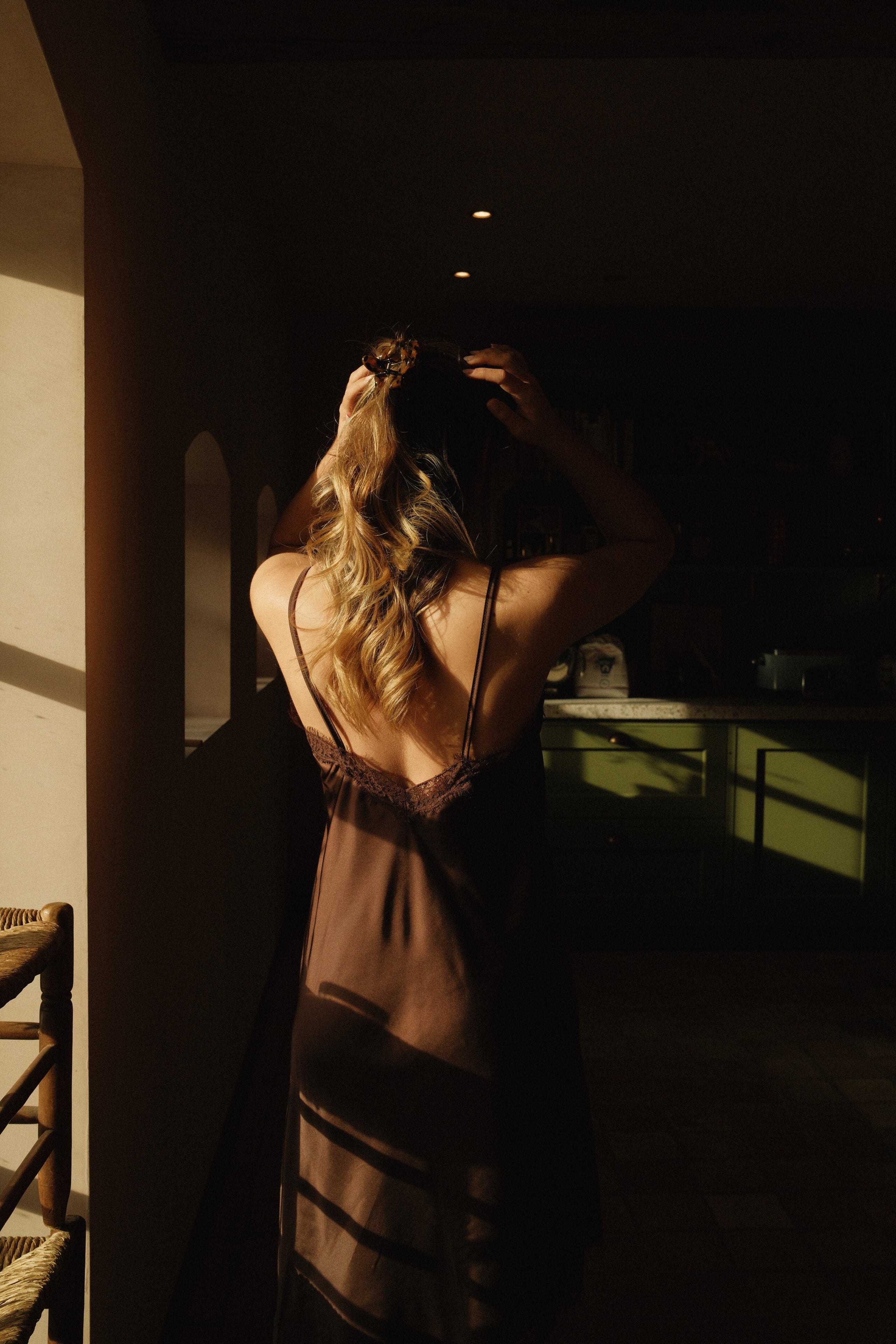 LACY DRESS CHOCOLATE