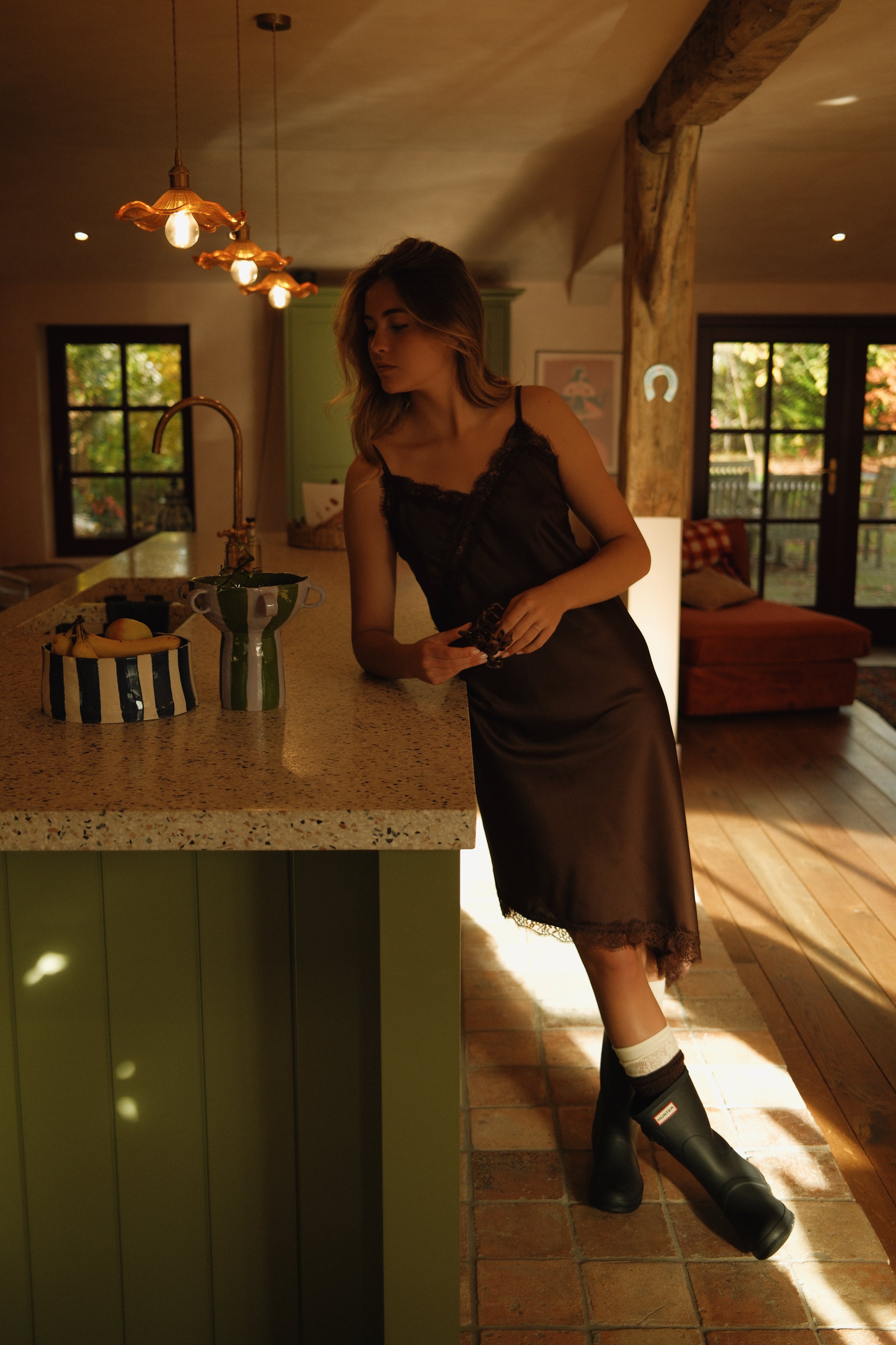 LACY DRESS CHOCOLATE