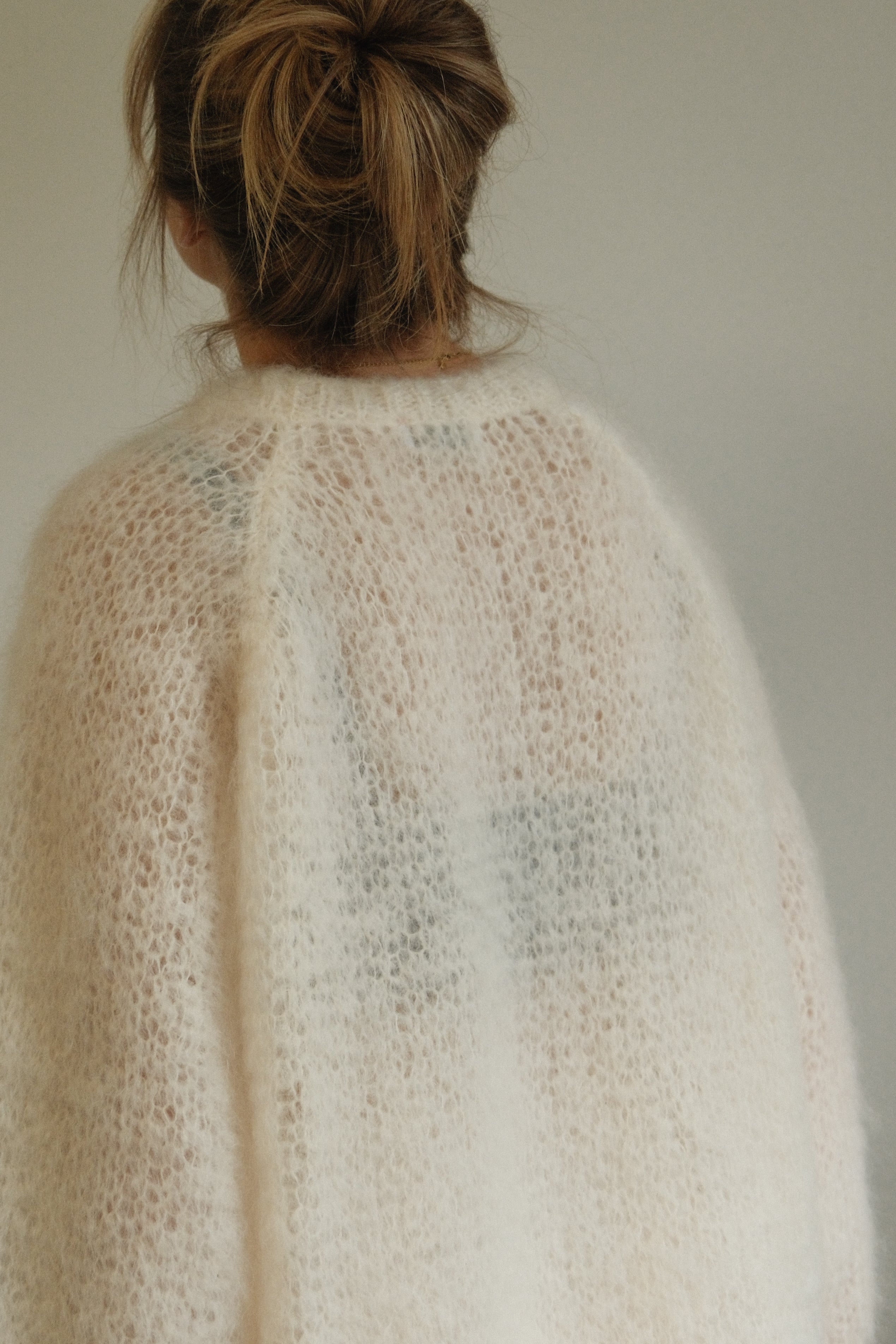 THE MOHAIR CLOUD KNIT OFF-WHITE