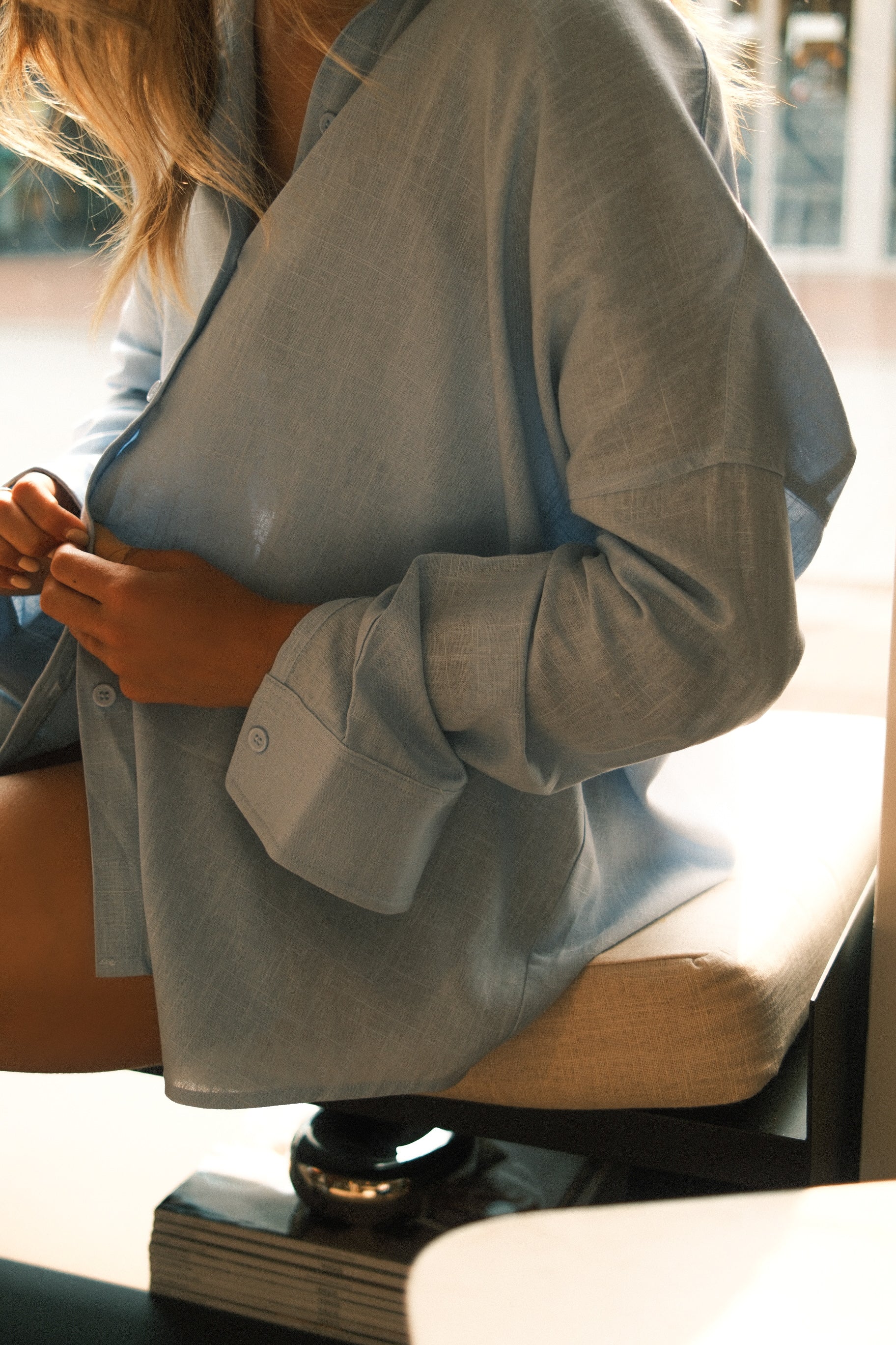 OVERSIZED LINNEN MOLLY SHIRT LIGHT BLUE