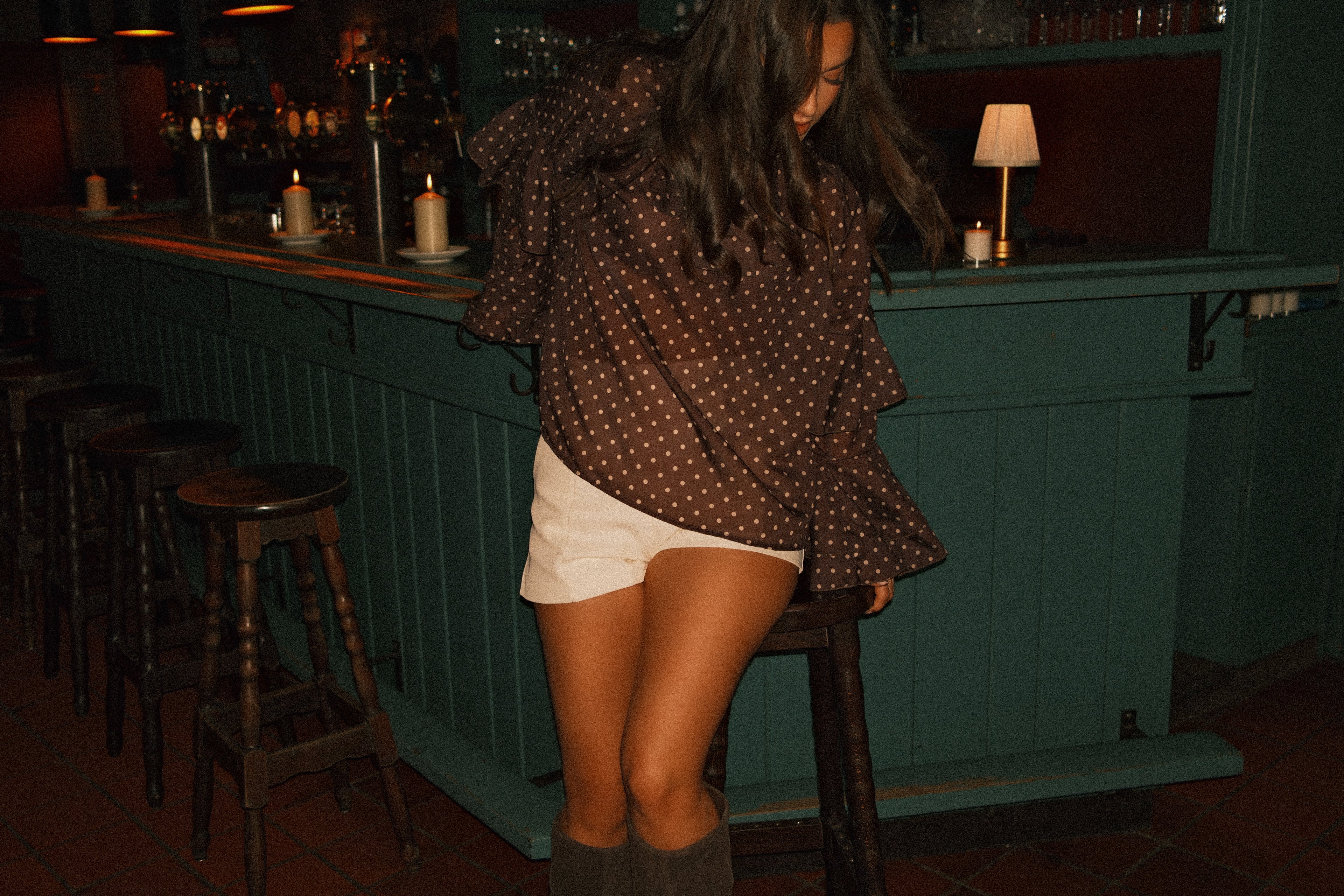 POLKADOT HOLIDAY BLOUSE CHOCO