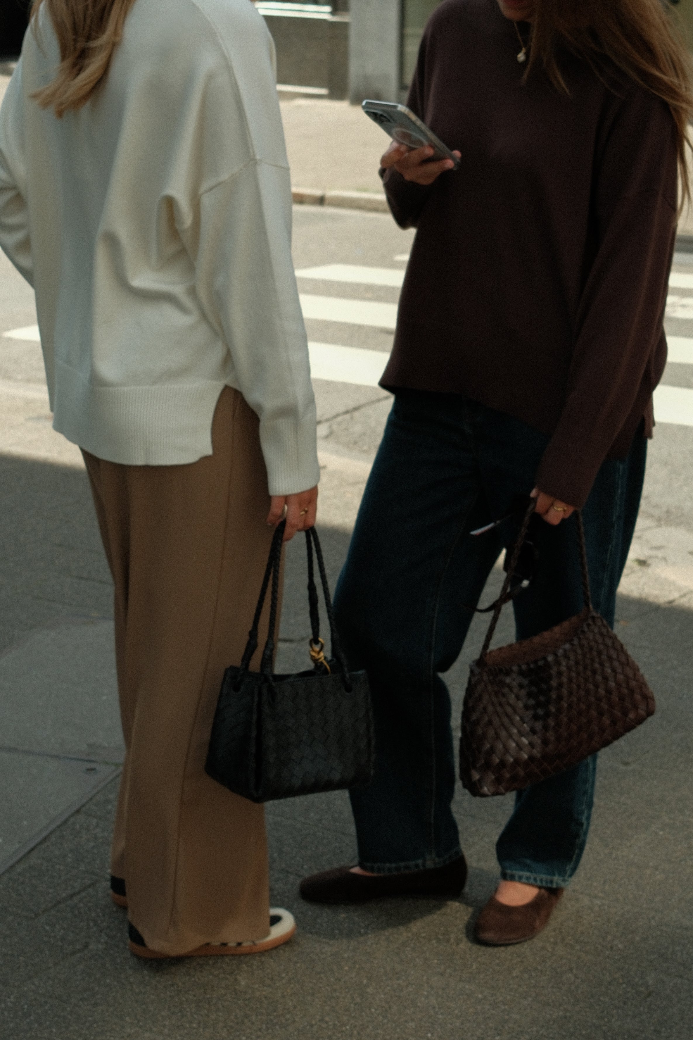 THE EVERYDAY BARREL JEANS