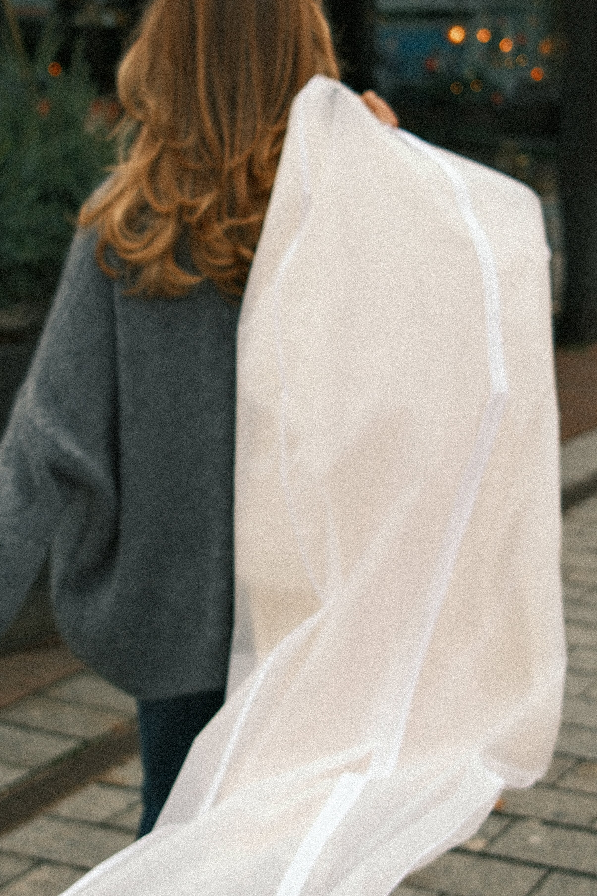 OVERSIZED V KNIT GREY