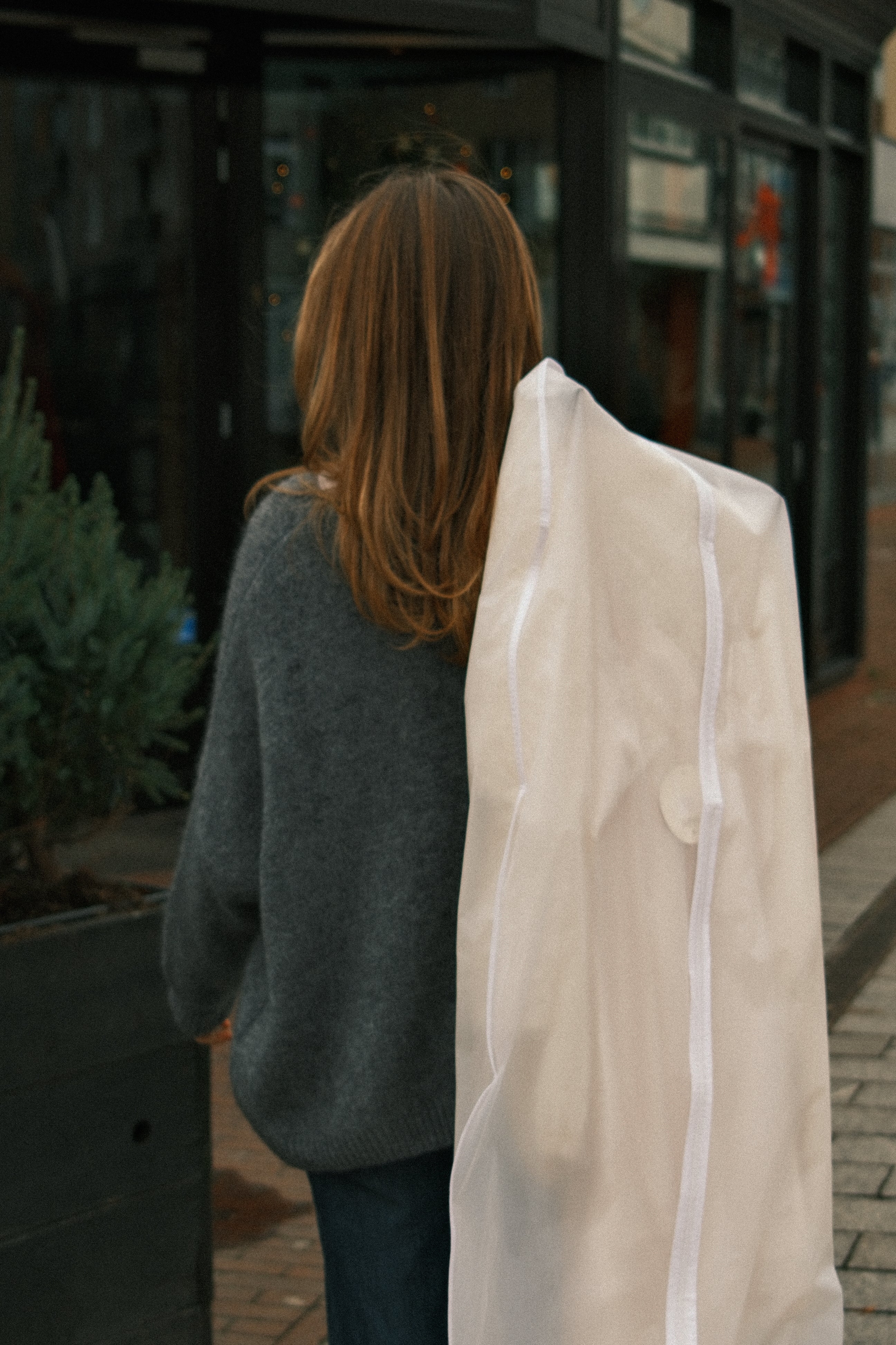 OVERSIZED V KNIT GREY