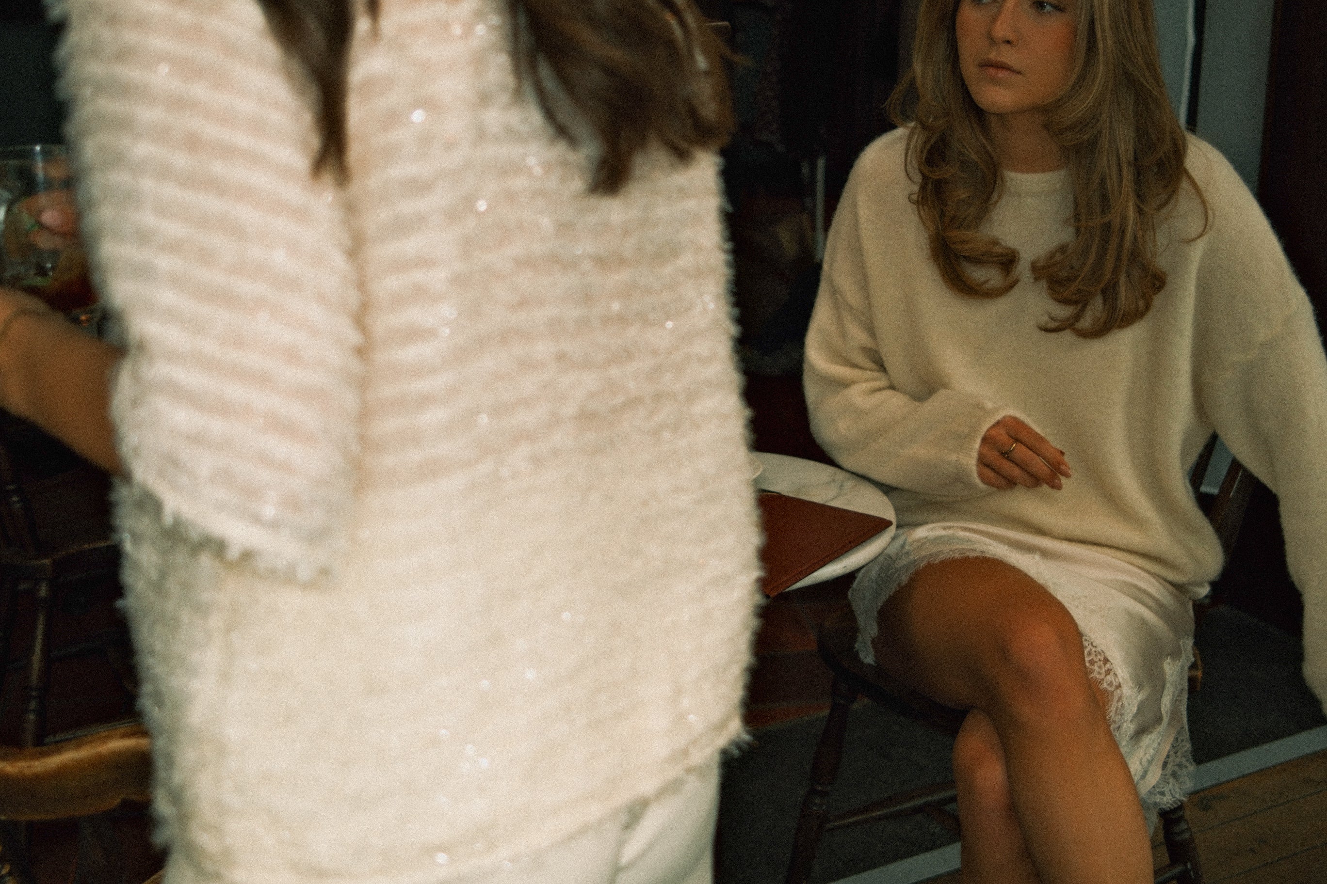 THE HOLIDAYS TOP ECRU