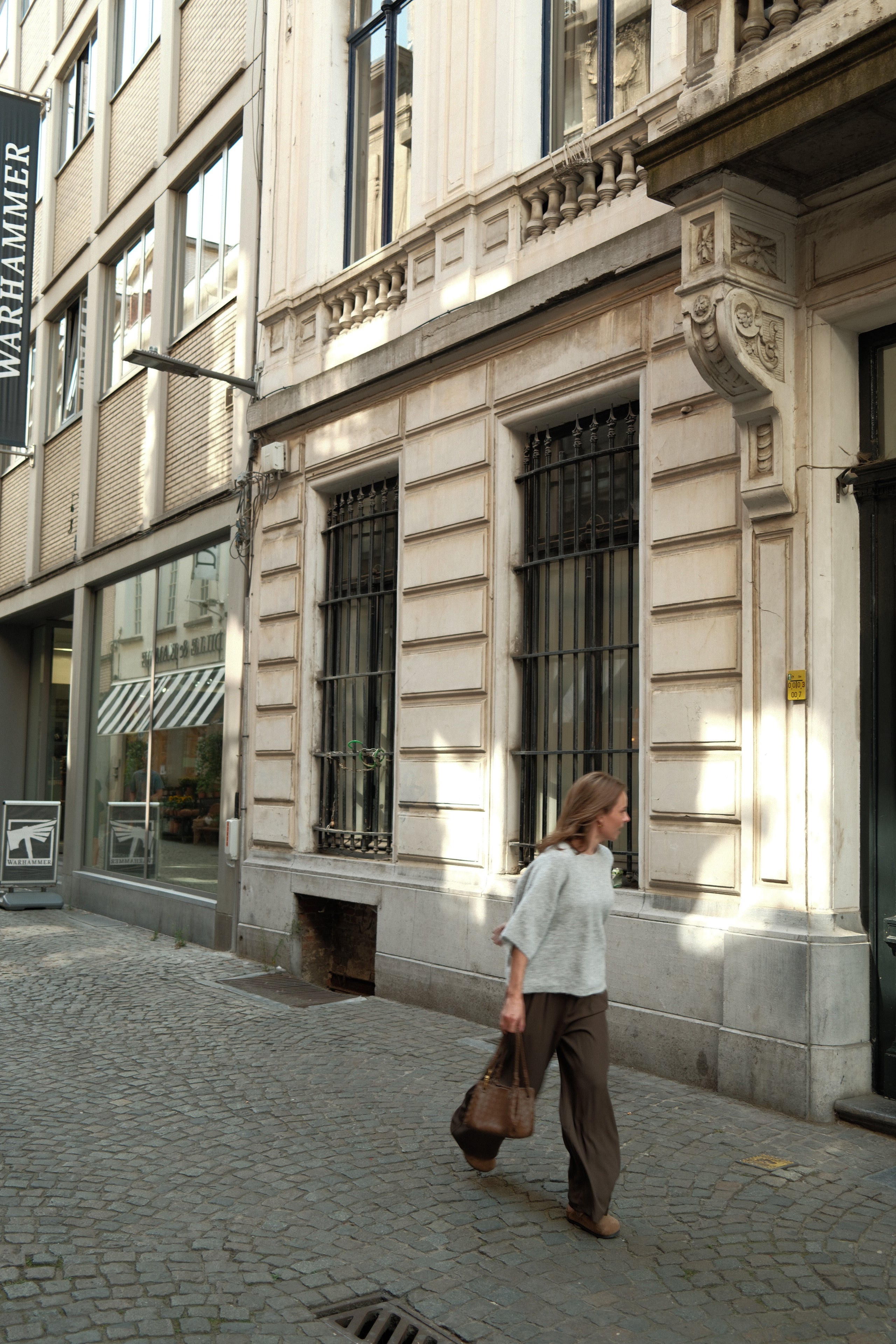 THE COZY FALL KNIT LIGHT GREY