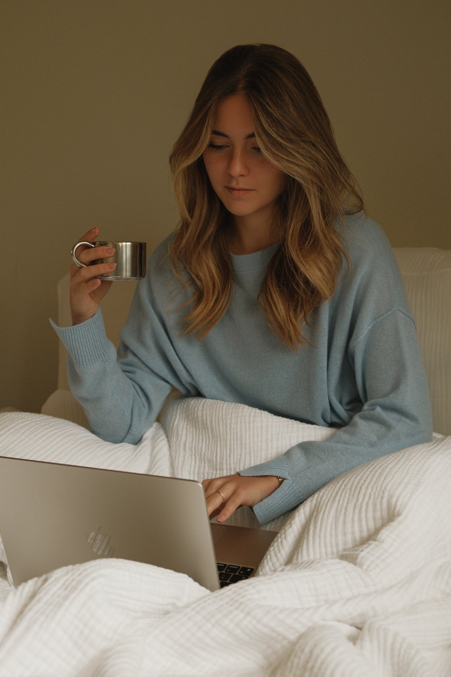 CASHMERE U.E.S. KNIT BABY BLUE