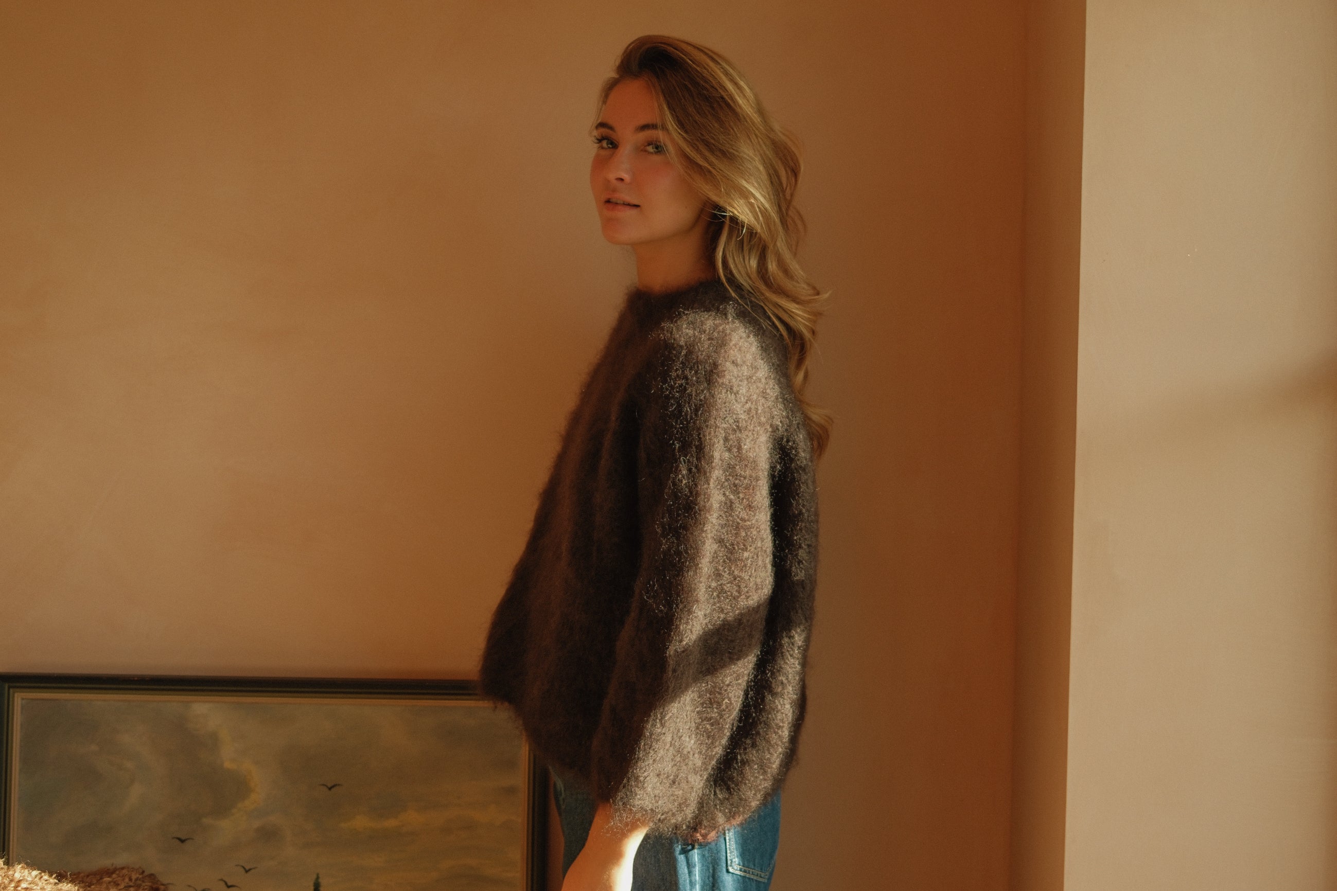 THE MOHAIR CLOUD KNIT CHOCOLATE