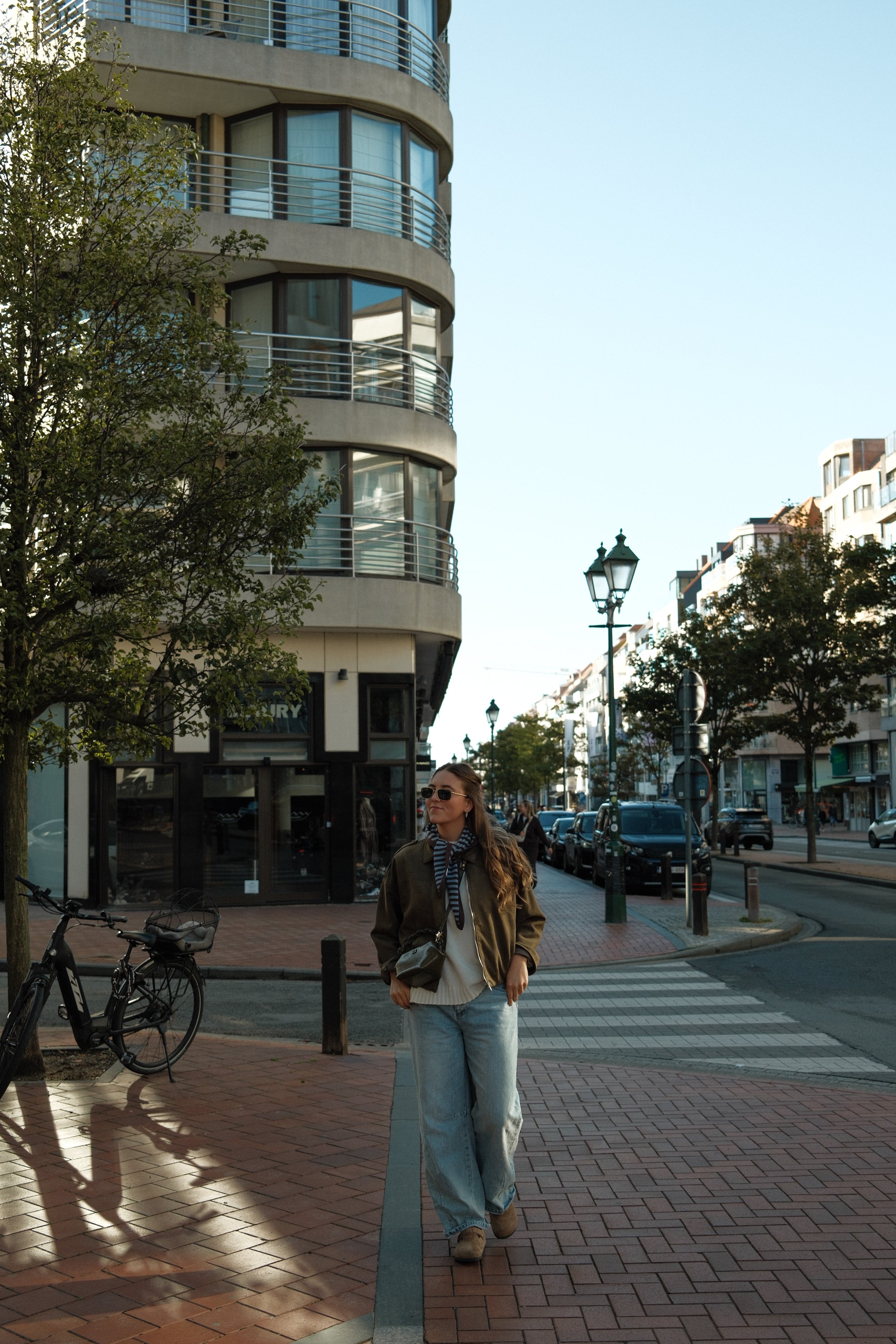 BOMBER SUEDE ARMY GREEN