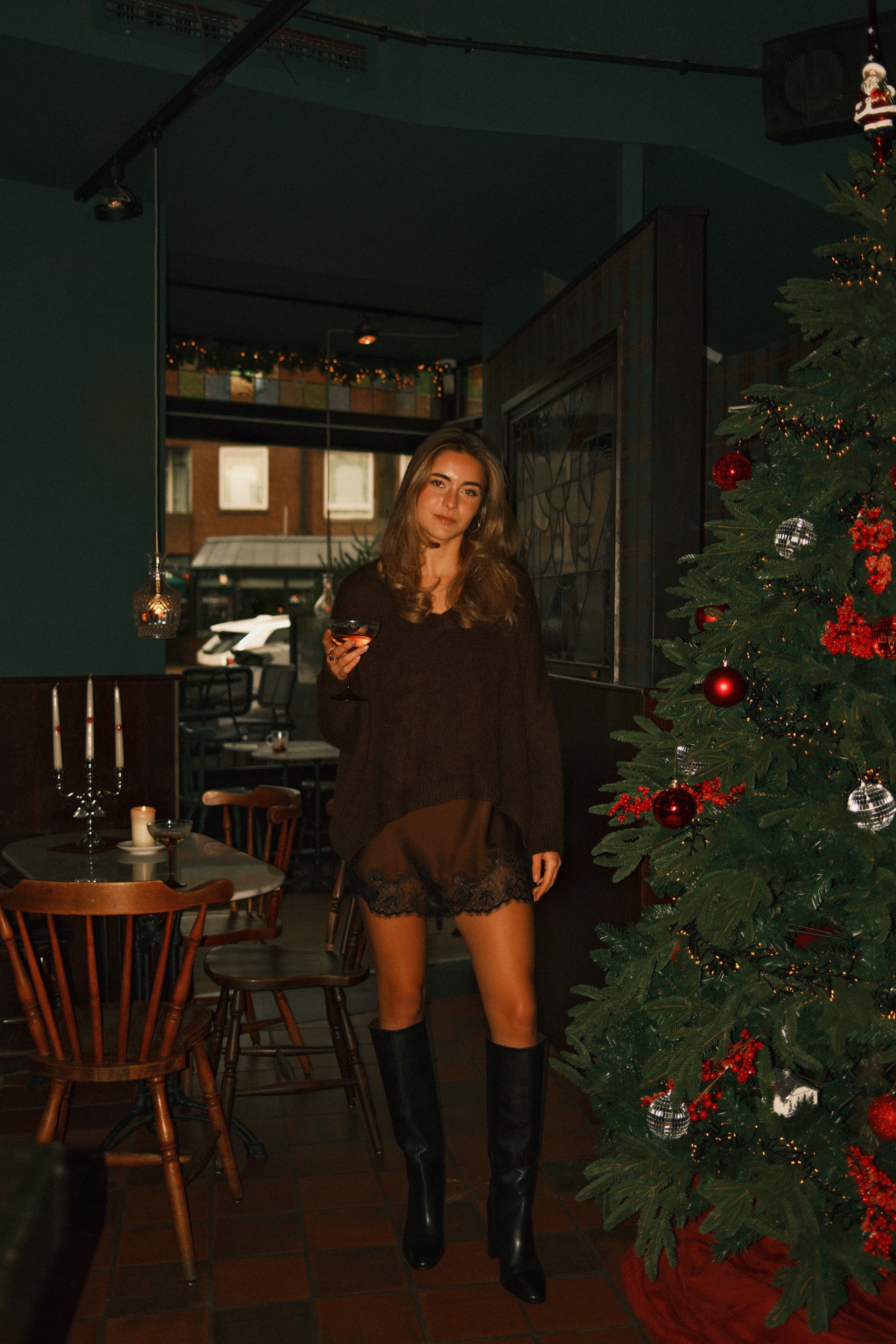 OVERSIZED V KNIT CHOCO