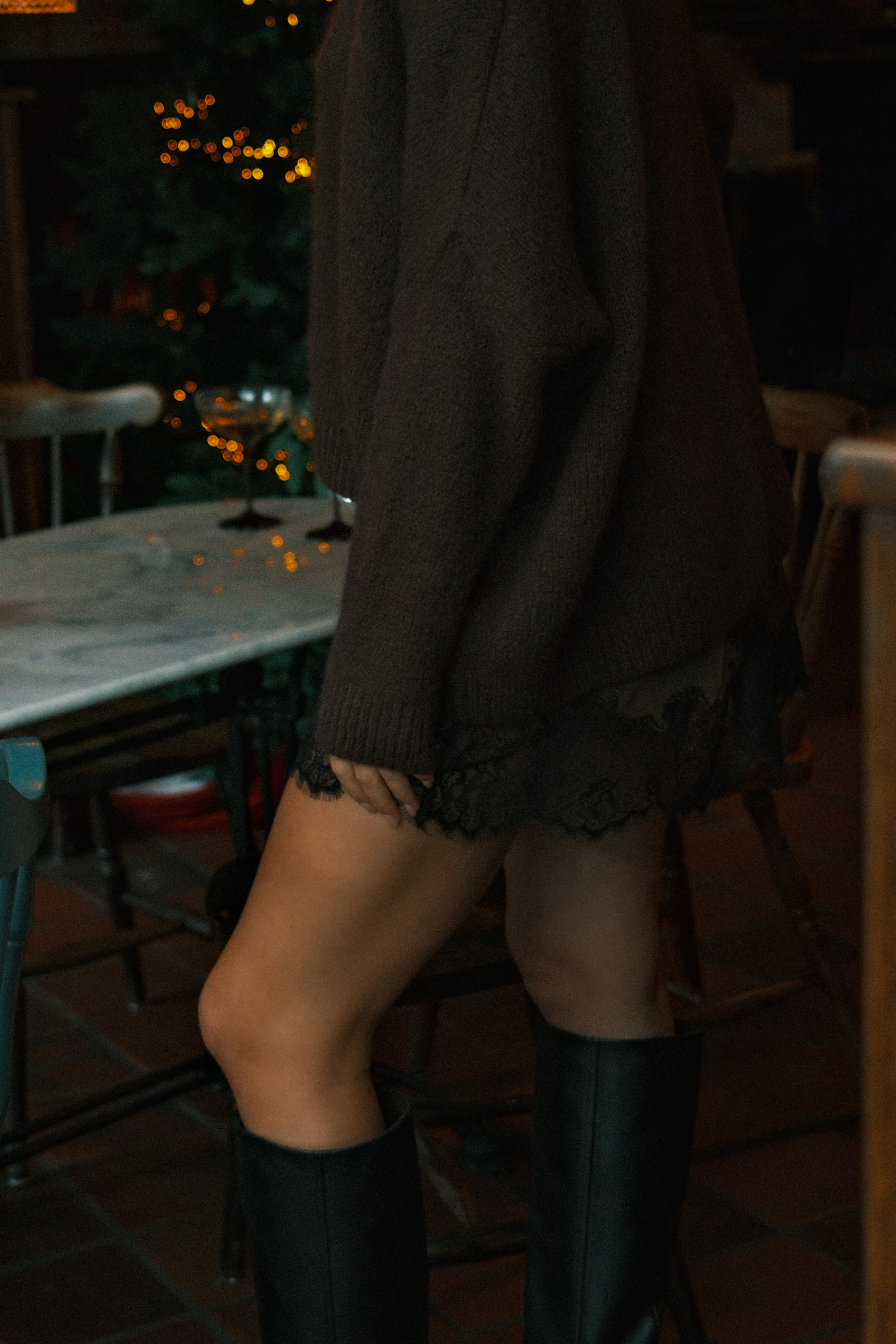 SATIN LACEY SKIRT CHOCO